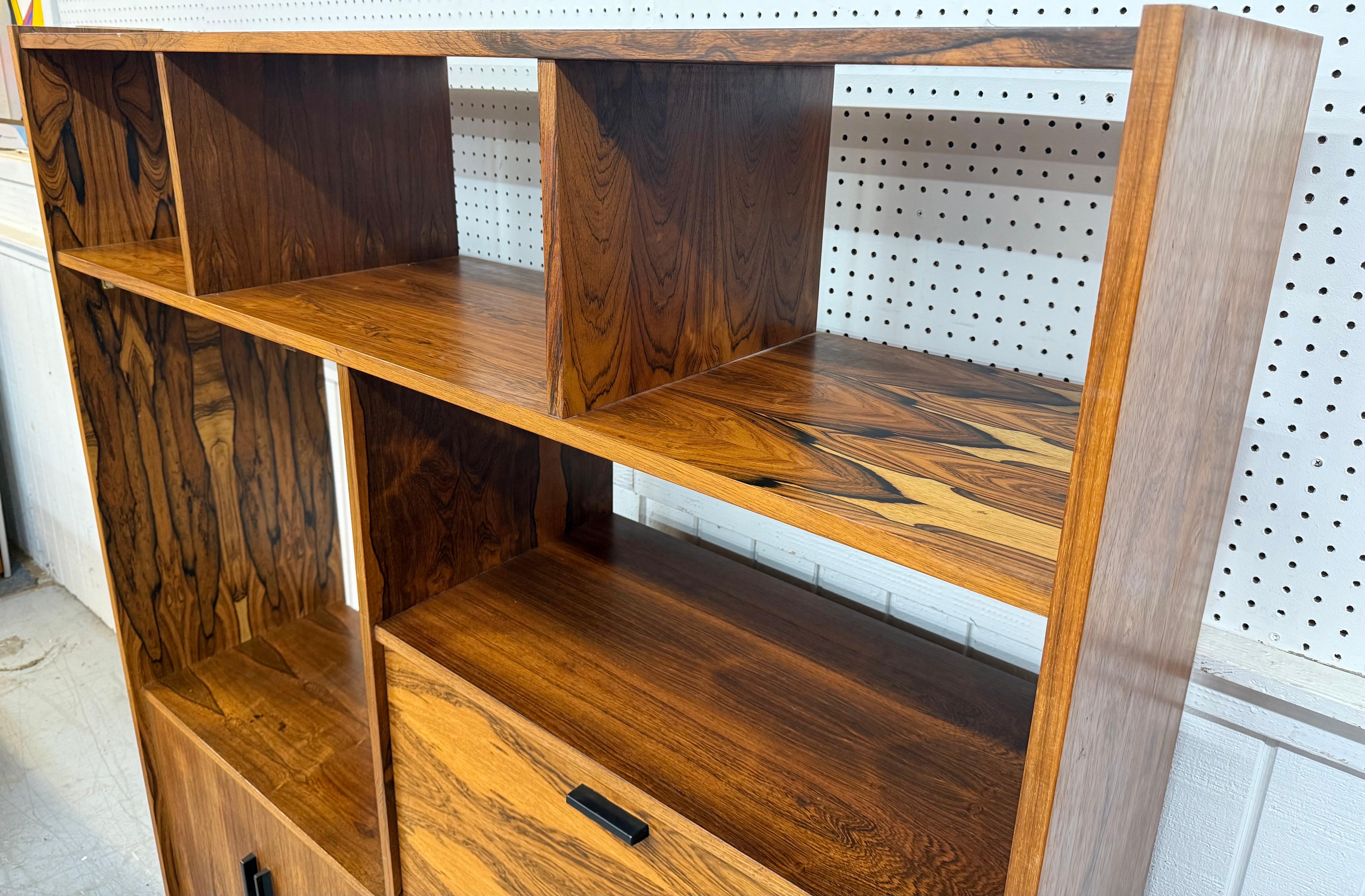 Vintage Danish Modern Rosewood Raumteiler (Holz) im Angebot