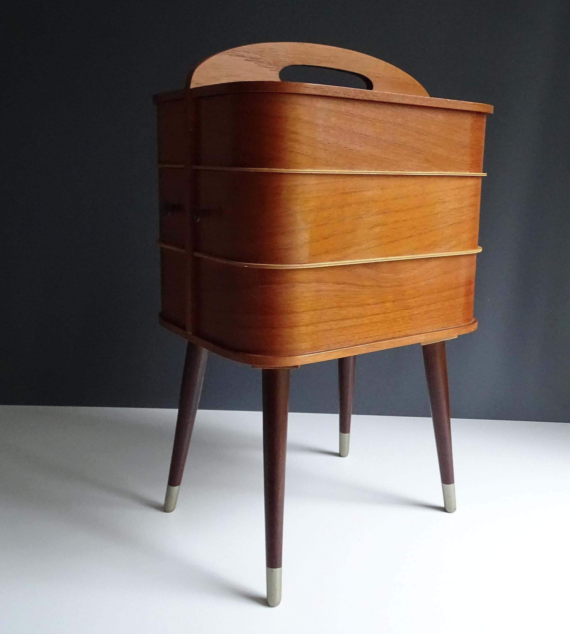 Vintage Danish Modern Storage Box with Drawers, Teak Plywood, 1960s In Good Condition In Bremen, DE