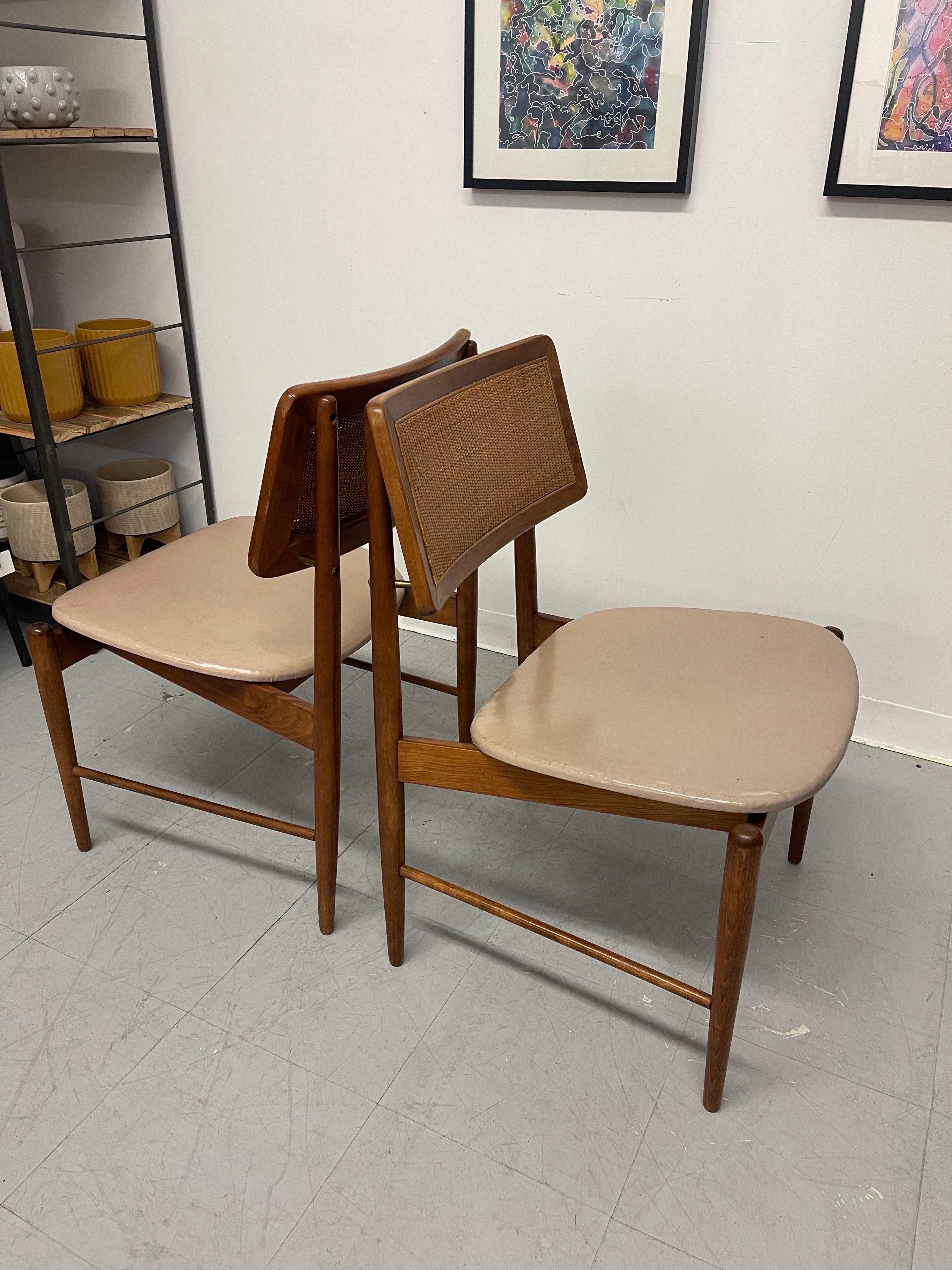 Mid-Century Modern Vintage Danish Modern Style Pair of Rattan Chairs. For Sale