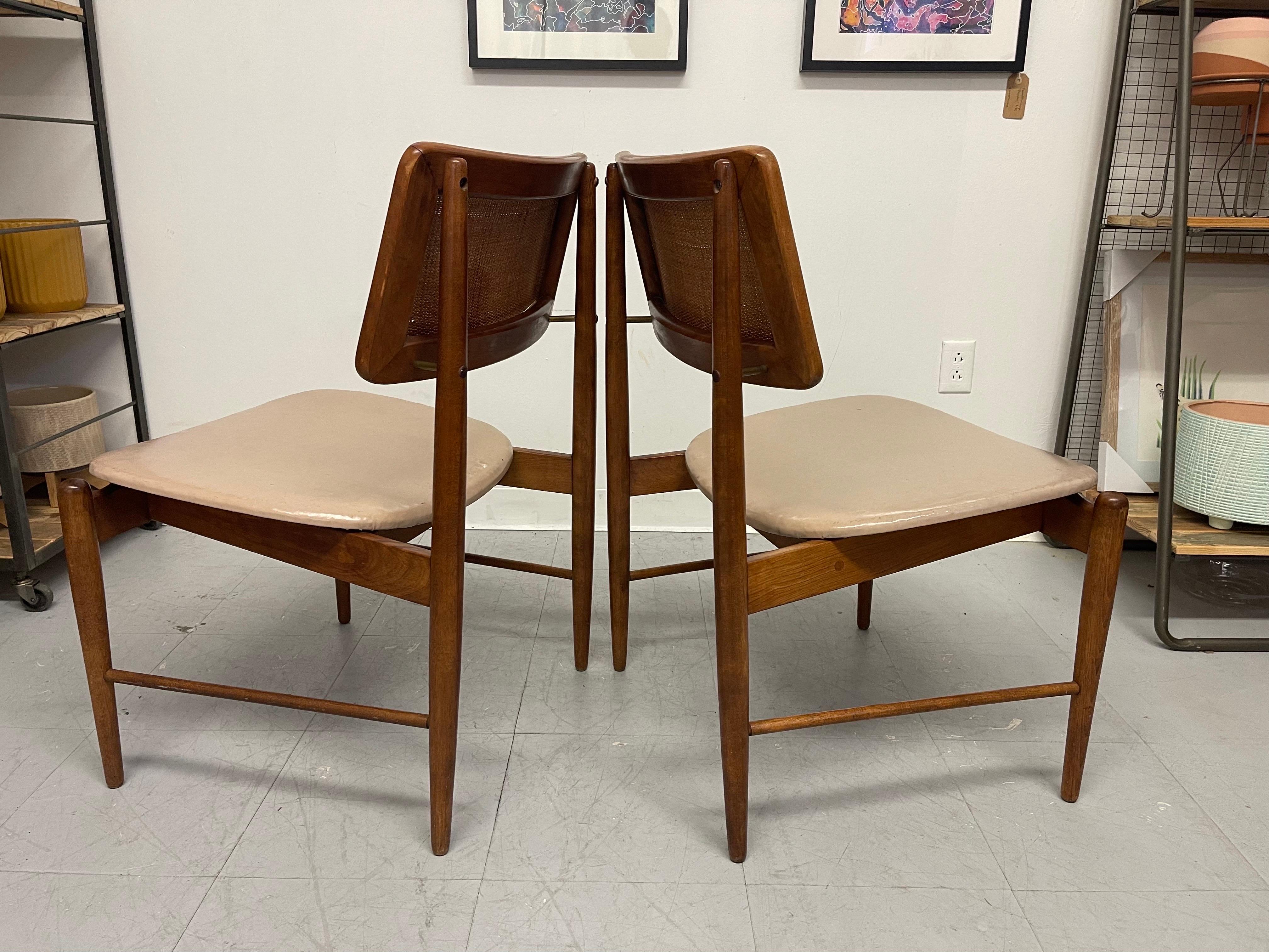 Vintage Danish Modern Style Pair of Rattan Chairs. In Good Condition For Sale In Seattle, WA
