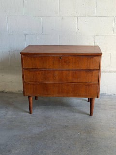 Vintage Danish Modern Teak 3 Drawer Chest Dresser Mid Century Cabinet
