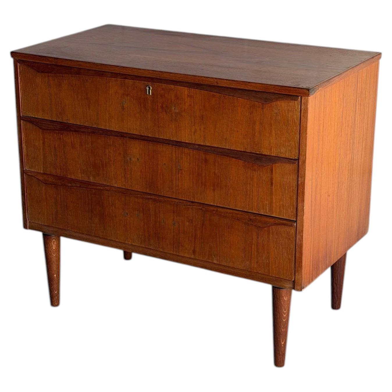 Vintage Danish Modern Teak 3 Drawer Chest Dresser Mid Century Cabinet