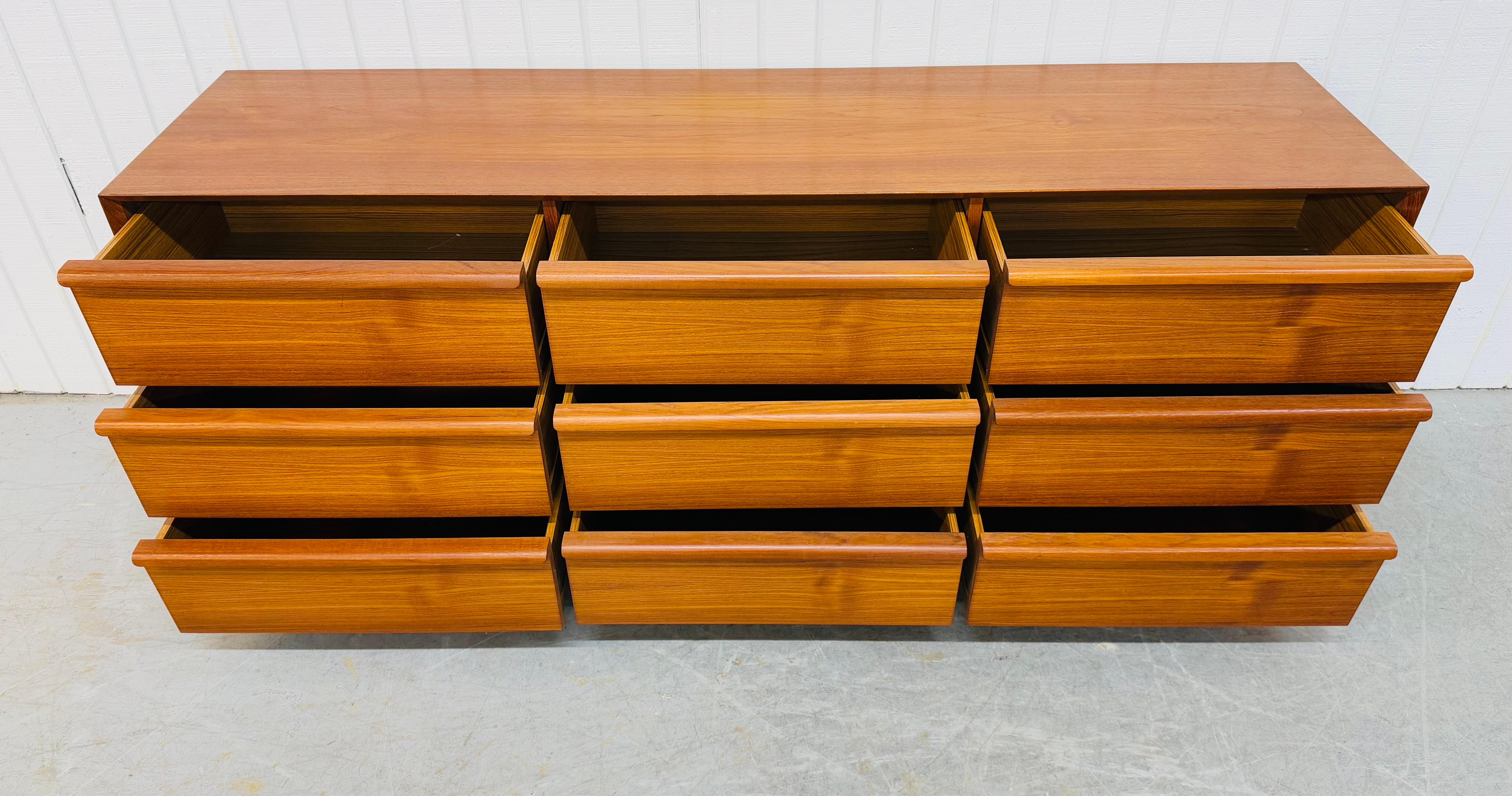 Wood Vintage Danish Modern Teak 9-Drawer Dresser