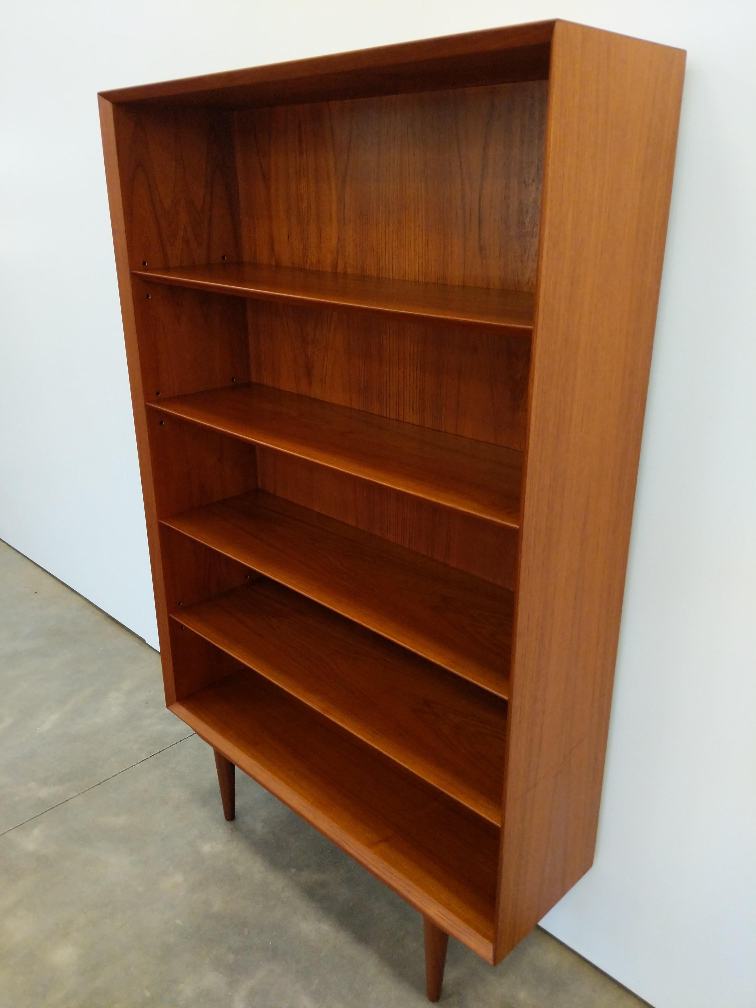 Mid-Century Modern Vintage Danish Modern Teak Bookshelf