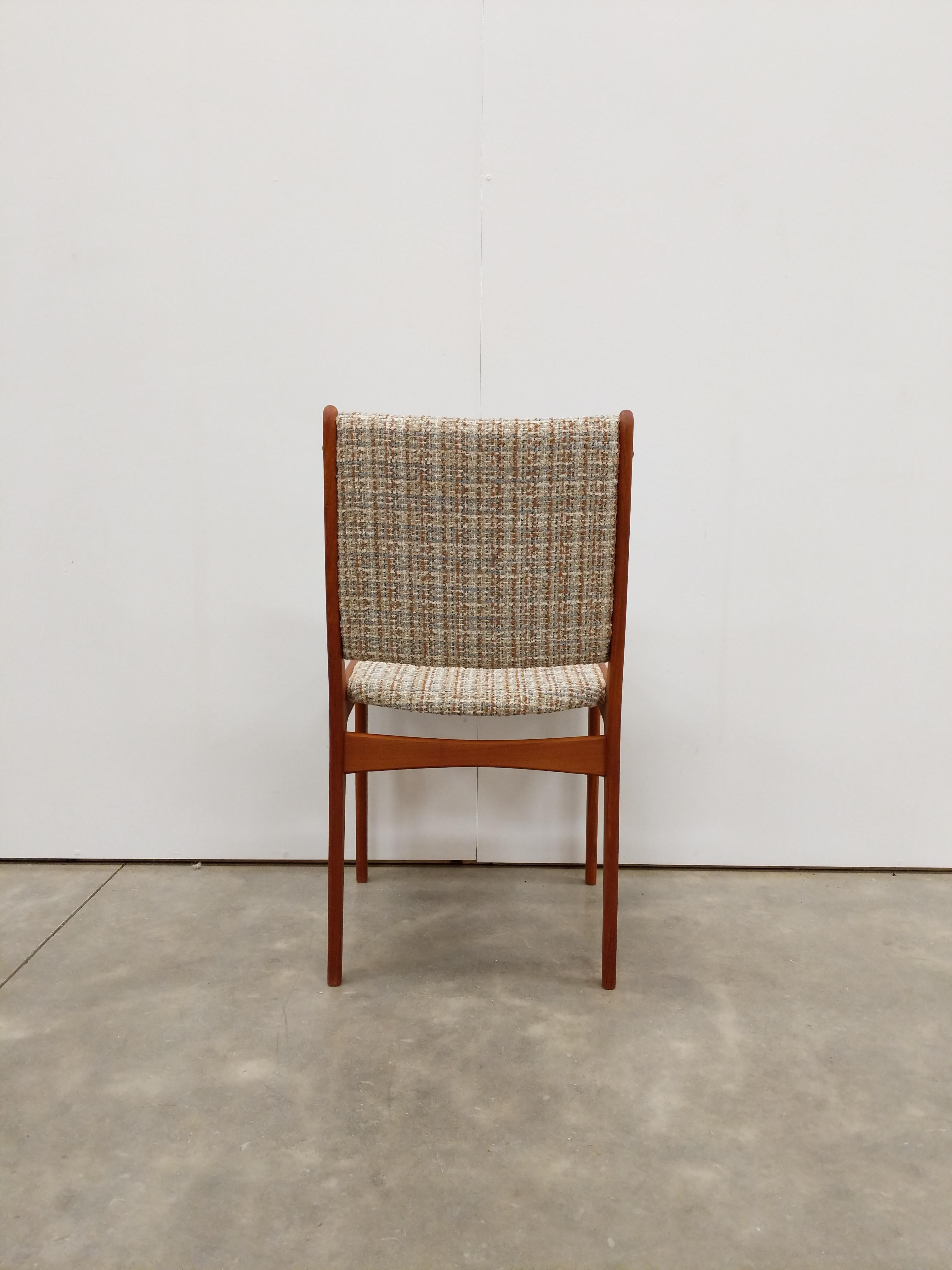 Mid-Century moderno Sedia moderna danese vintage in teak di Johannes Andersen in vendita