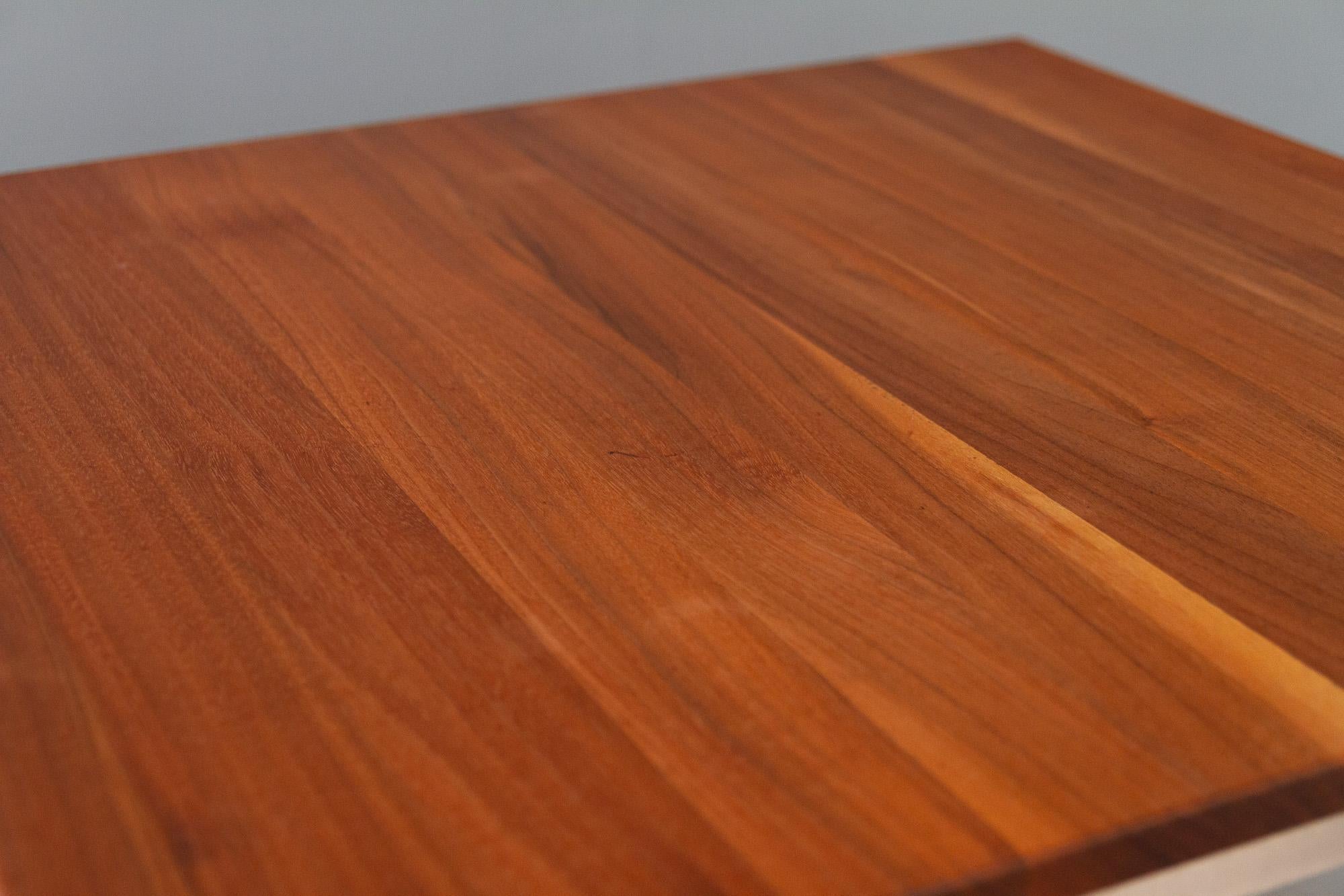 Dänischer moderner Teakholz-Couchtisch, 1960er-Jahre. im Angebot 1