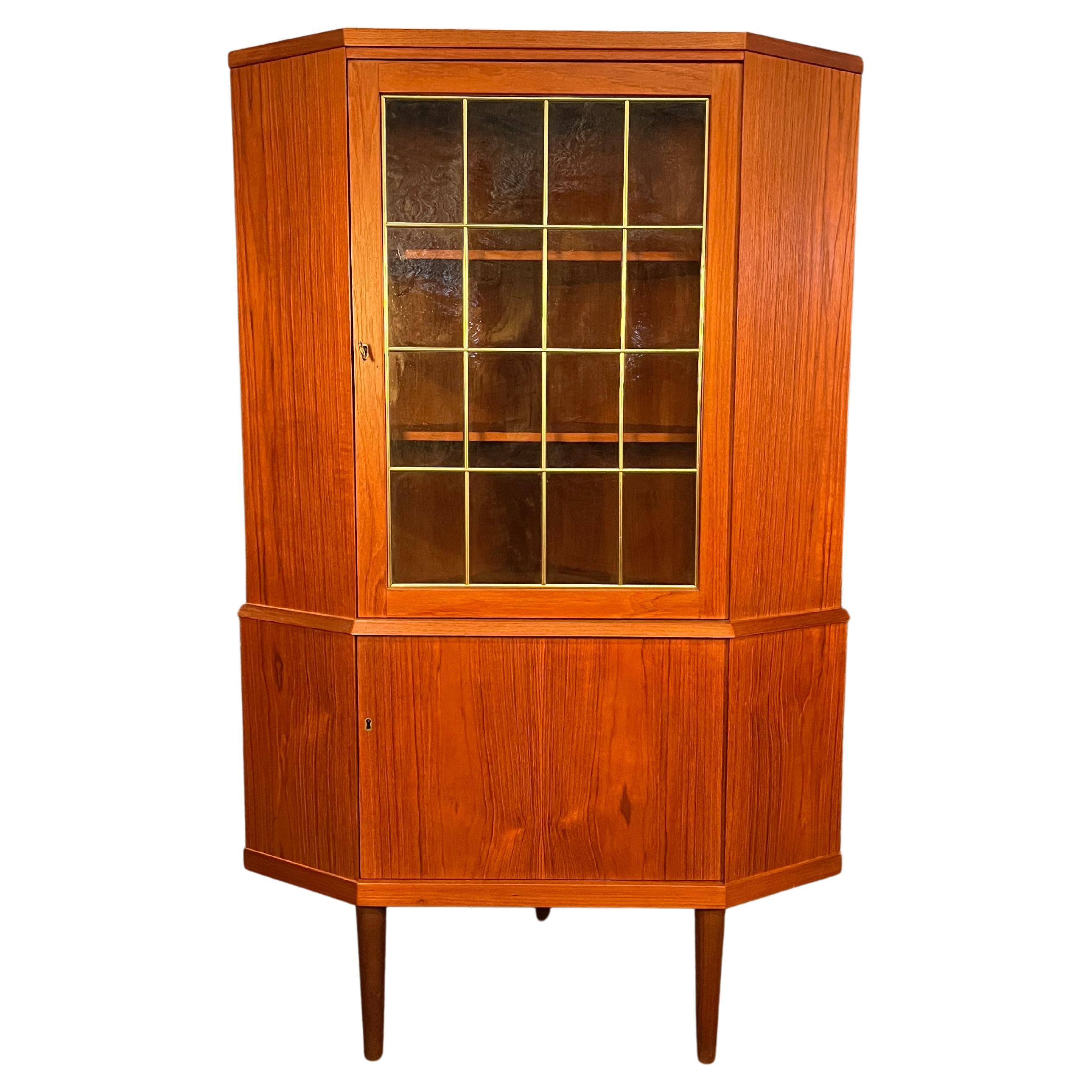 Vintage Danish Modern Teak Corner Bar Cabinet For Sale