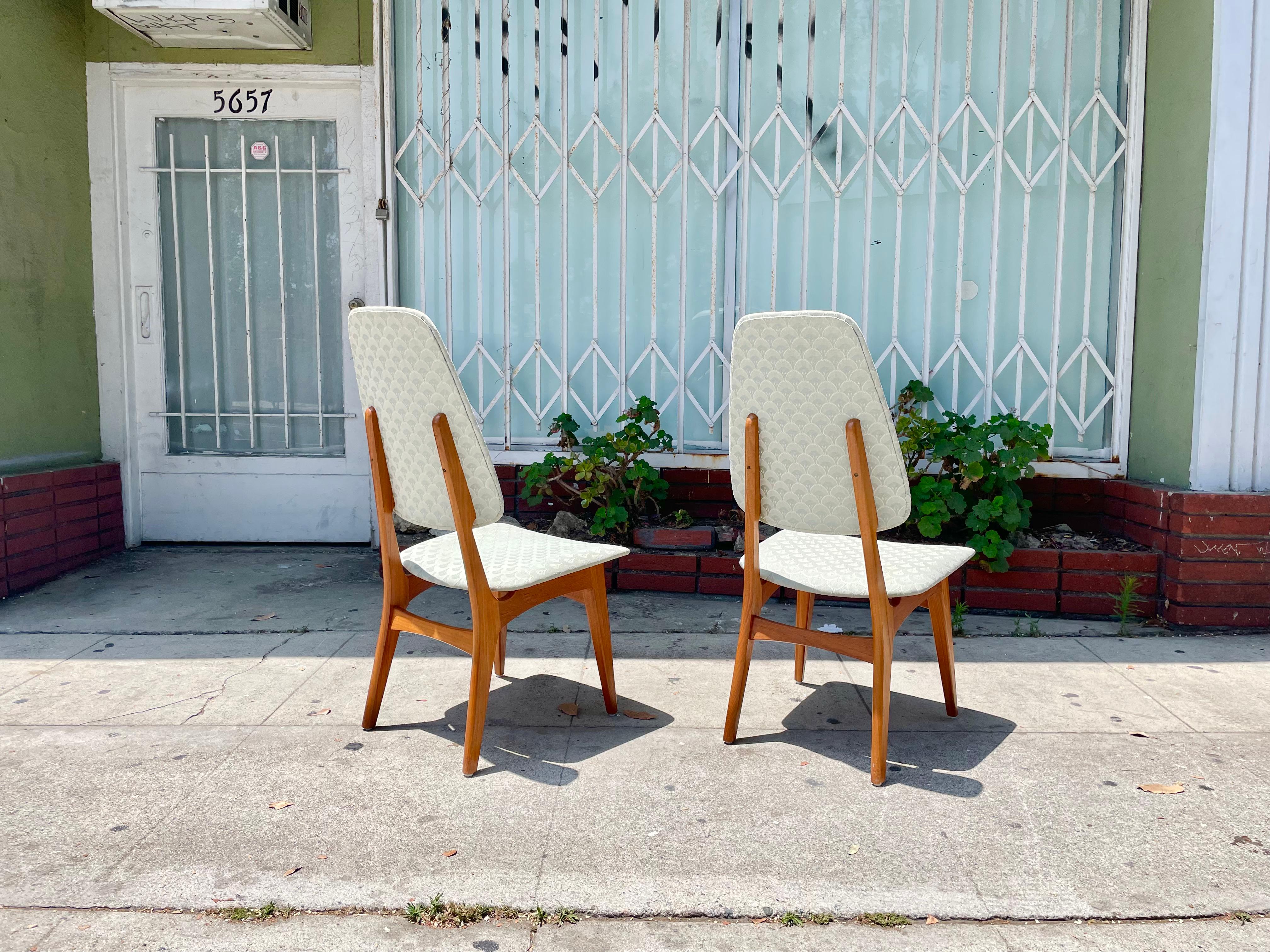 Vintage Danish Modern Teak Dining Chairs for Brødrene Sørheim For Sale 1