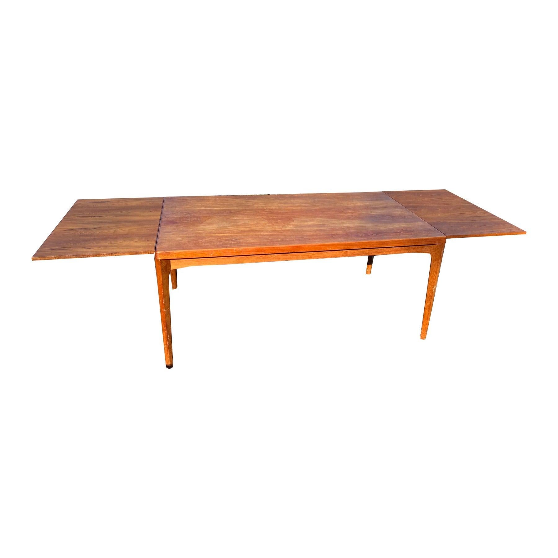 Vintage Danish Modern Teak Dining Table Extendable Retractable For Sale 1