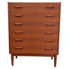 Vintage Danish Modern Teak Kommode