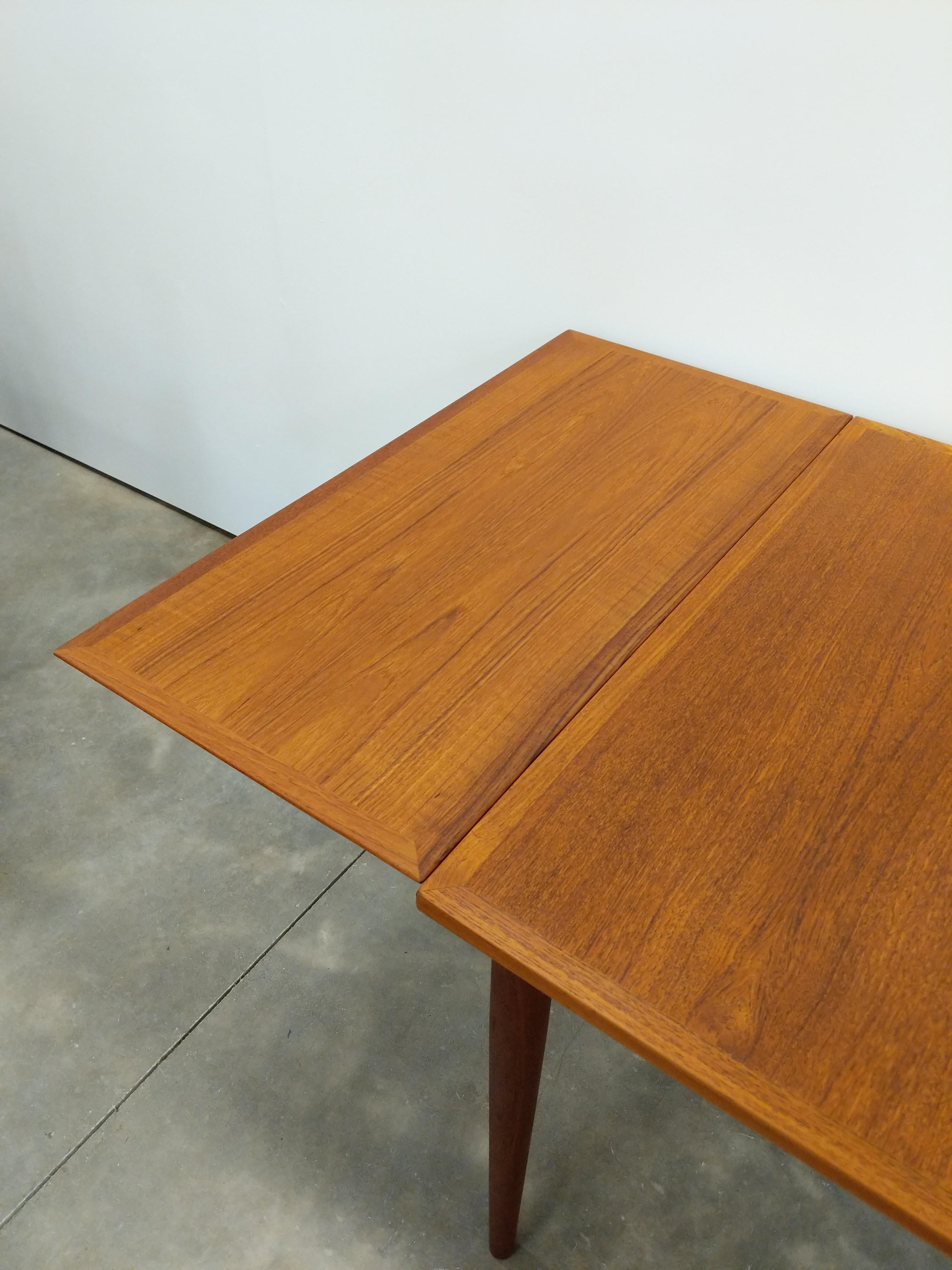 Vintage Danish Modern Teak Extendable Dining Table by Fornem Møbelkunst 4