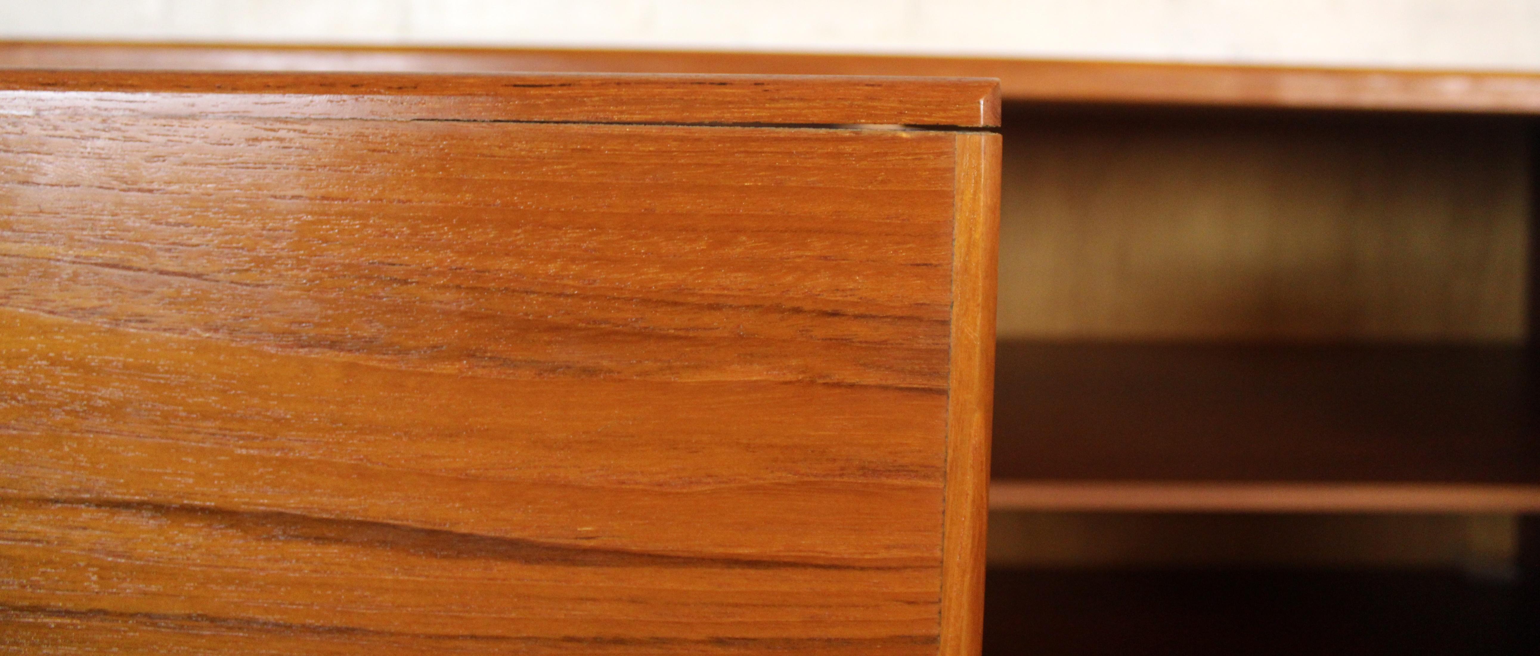 XX secolo Cassapanca da gentiluomo in teak danese moderna d'epoca in vendita