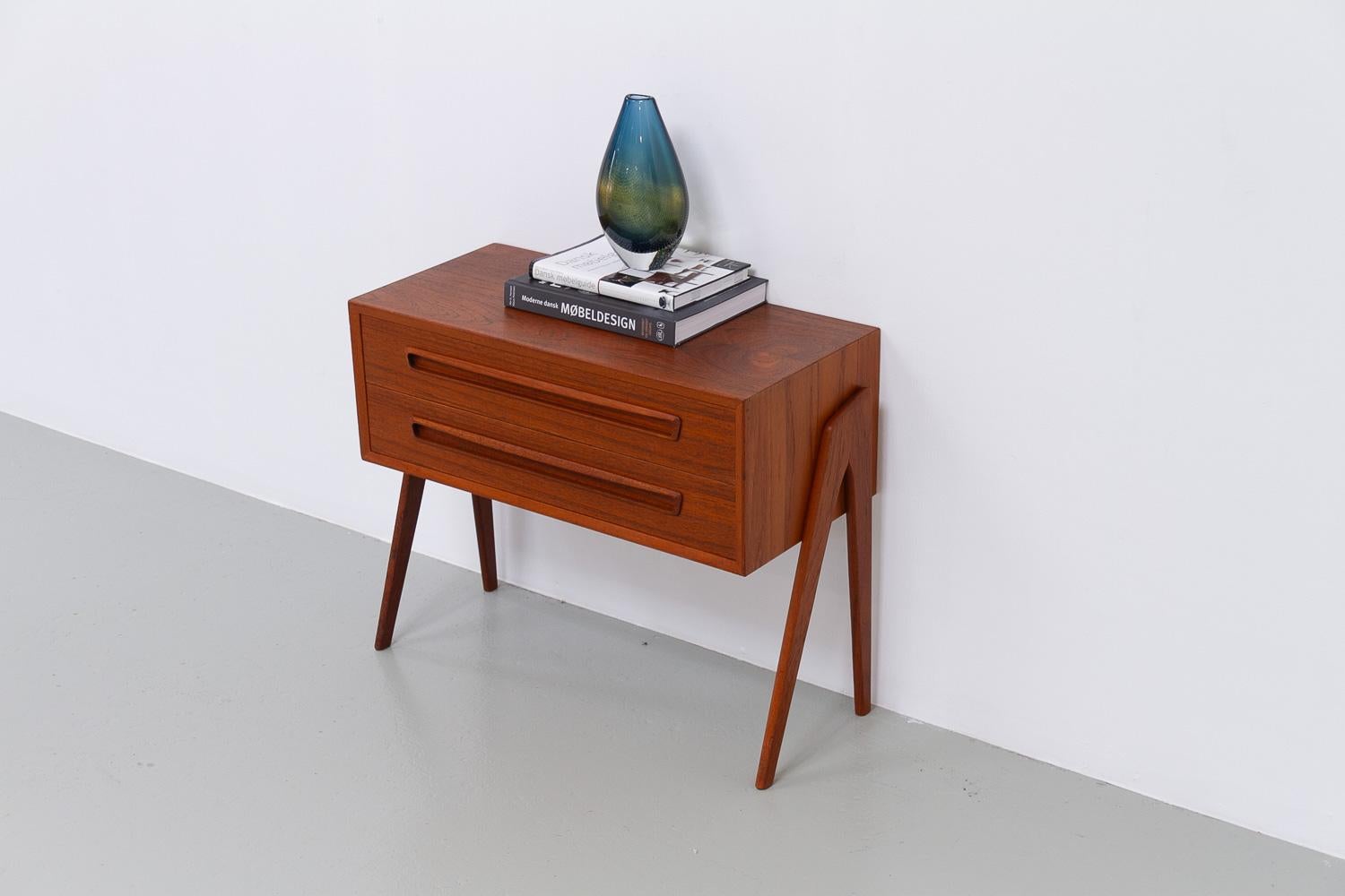 Vintage Danish Modern Teak Nightstand by AP Møbler Svenstrup, 1960s. im Angebot 10