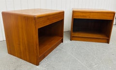 Comodini moderni danesi d'epoca in teak - Set di 2
