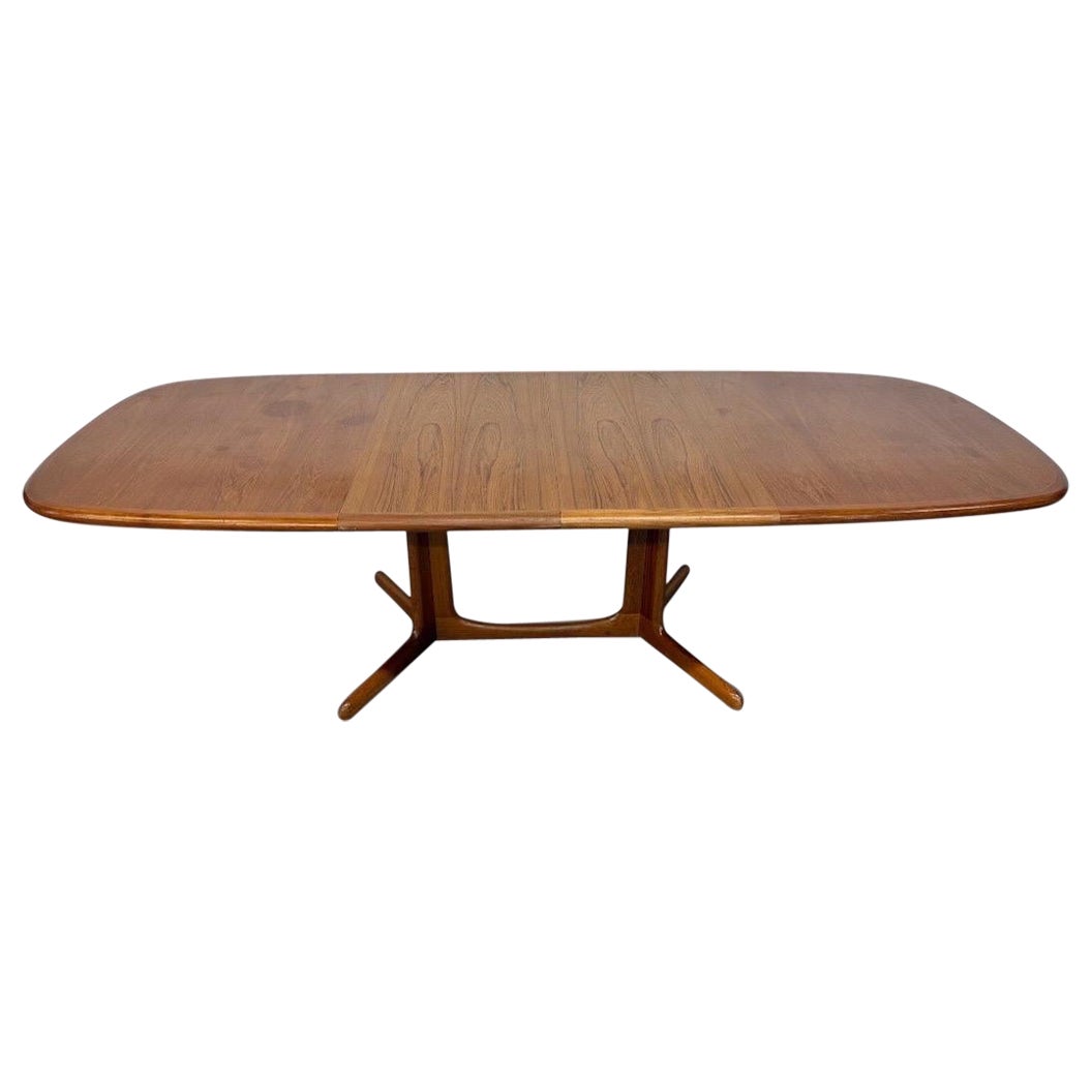 Vintage Danish Modern Teak Oval Dining Table For Sale