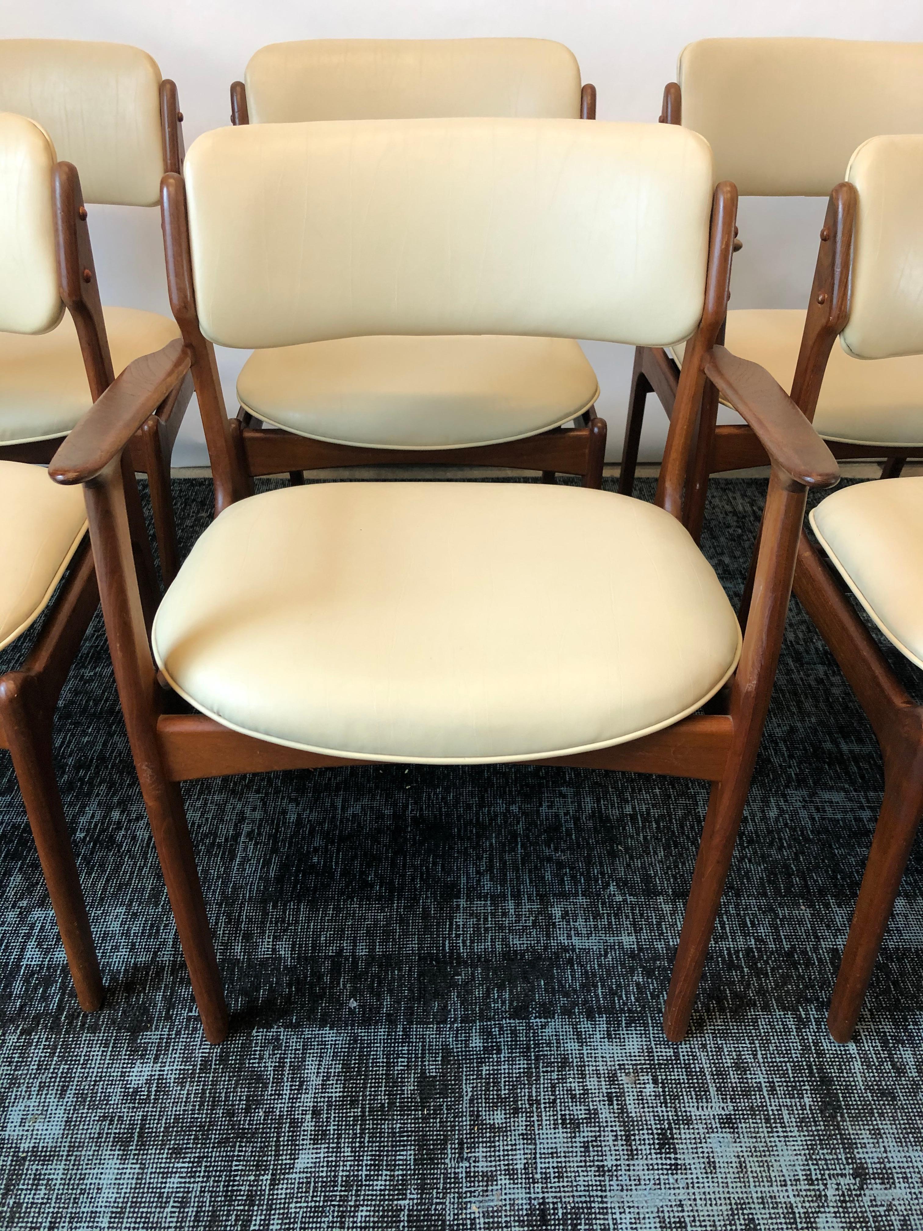Mid-Century Modern Vintage Danish Modern Teak Set of Six Dining Chairs by Erik Buch for O.D. Møbler