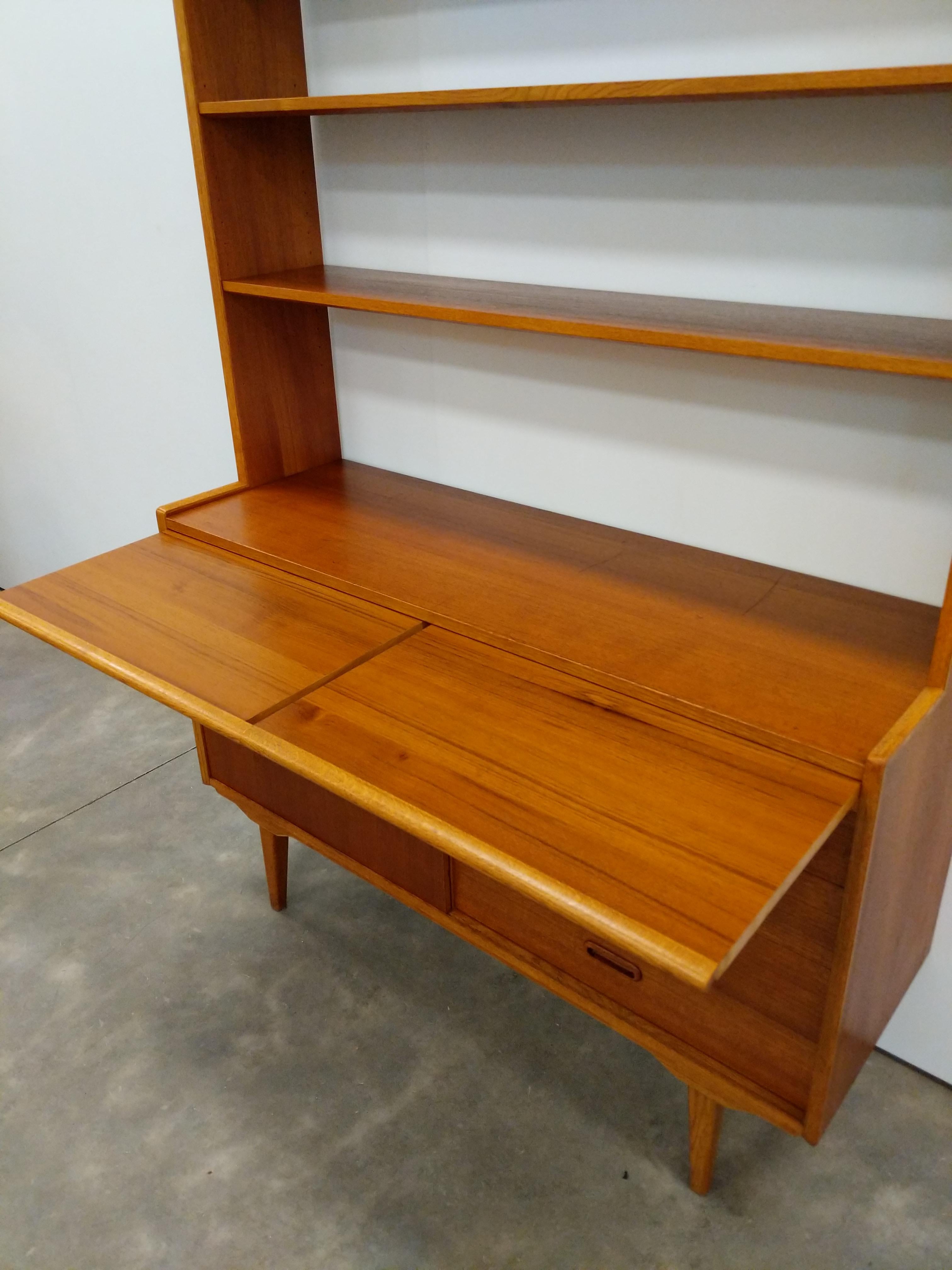 20th Century Vintage Danish Modern Teak Sideboard / Secretary Desk For Sale
