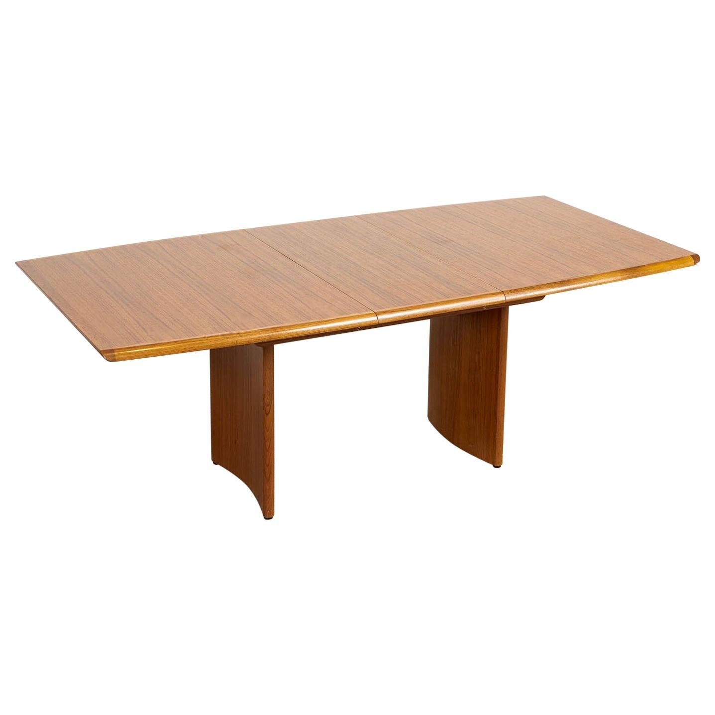 Vintage Danish Modern Teak Wood Extendable Dining Table with Two Leaves, 1960s For Sale