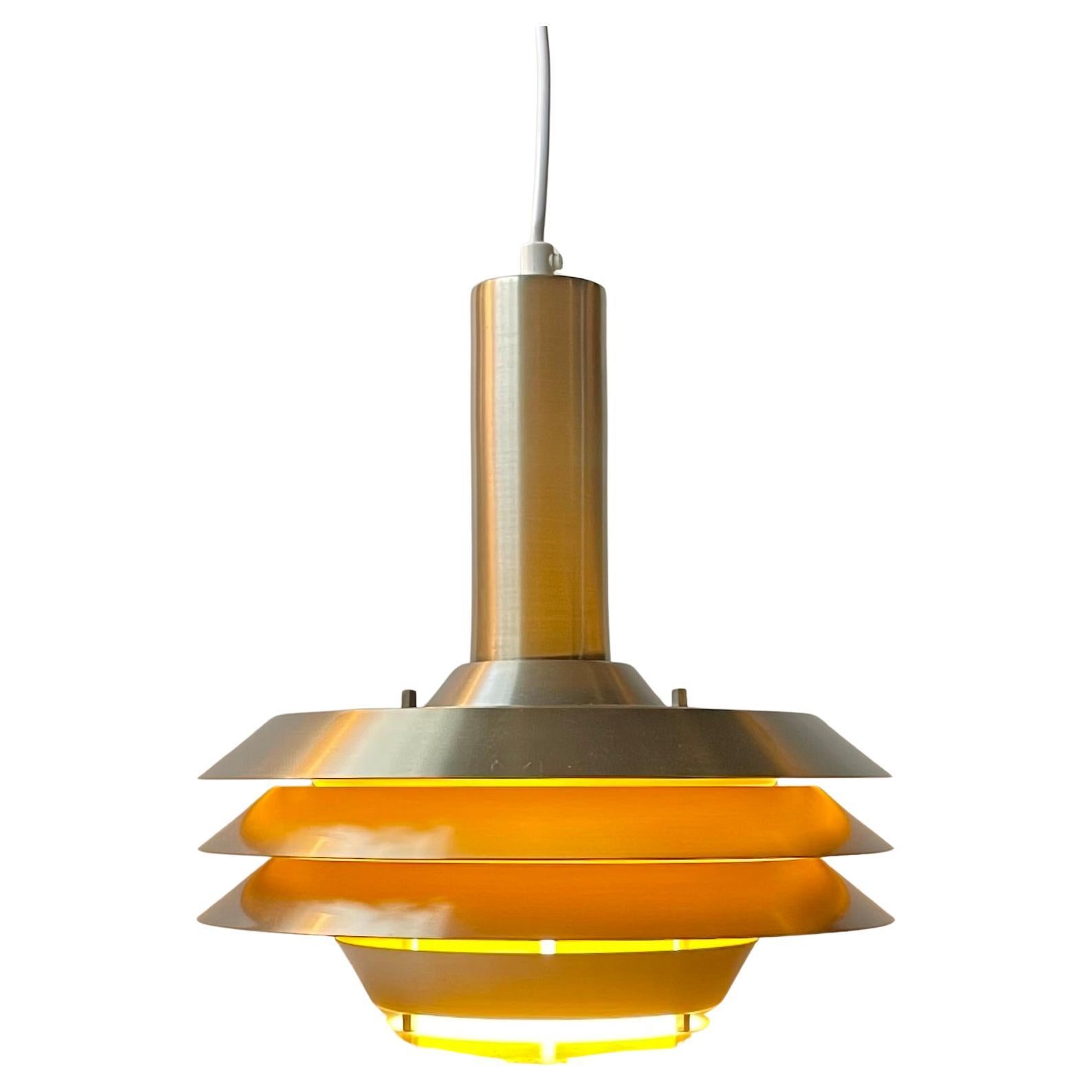 Vintage Danish Modern Tiered Pendant Lamp in Brass by Lyskær Belysning, 1970s For Sale