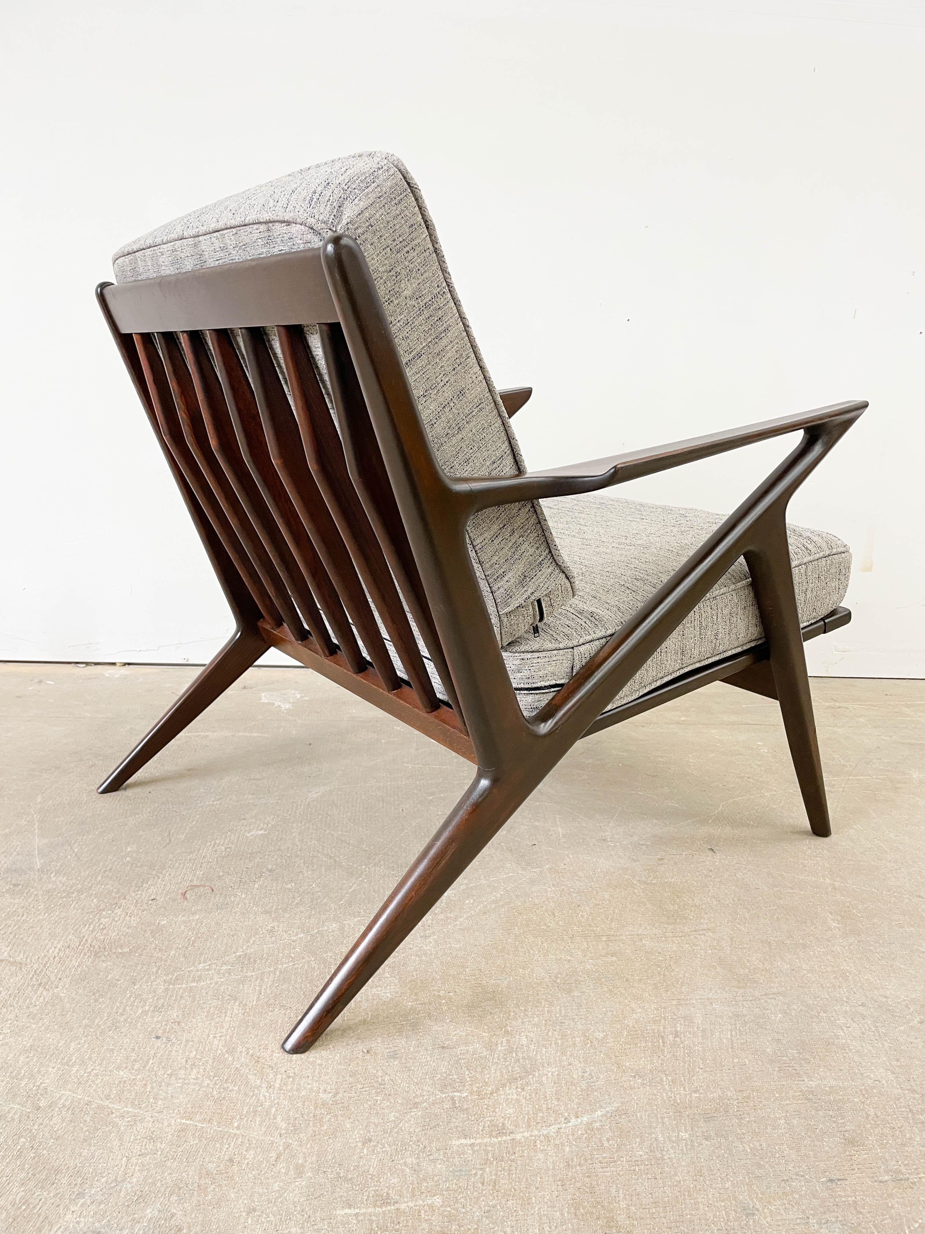 Mid-Century Modern Vintage Danish Modern Z Chair by Selig