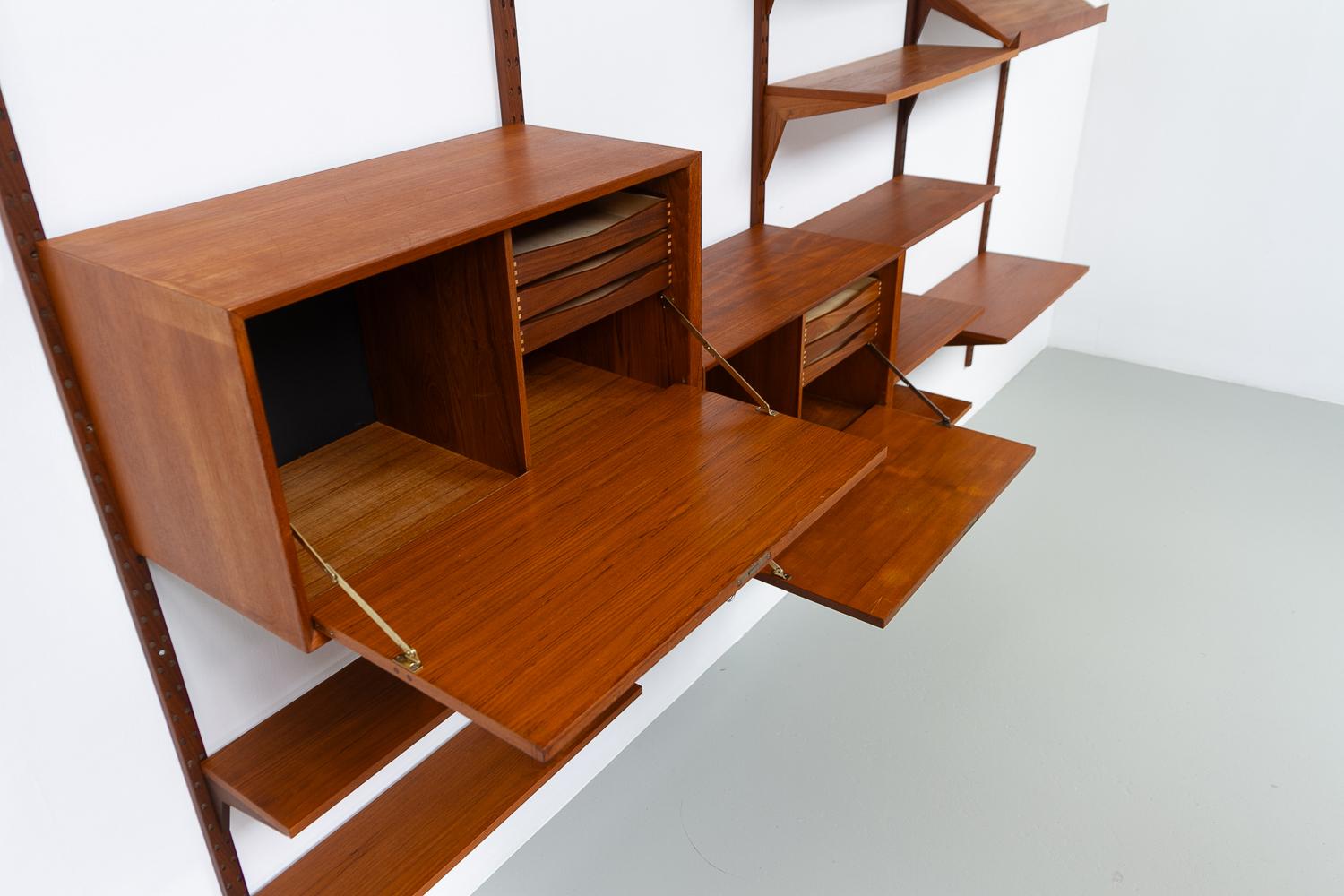 Vintage Danish Modular Teak Wall Unit by Poul Cadovius for Cado, 1960s. 11