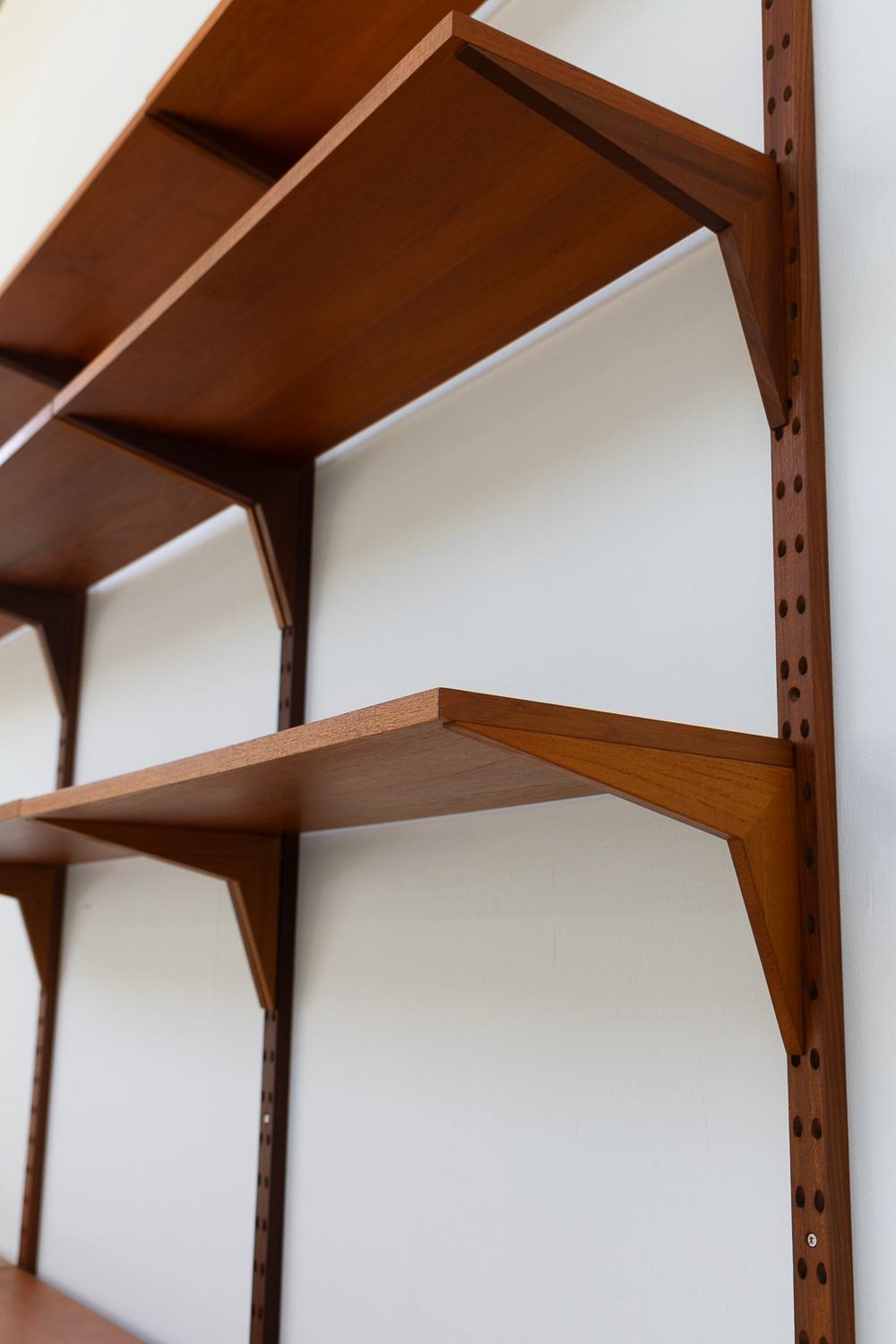 Scandinavian Modern Vintage Danish Modular Teak Wall Unit by Poul Cadovius for Cado, 1960s.