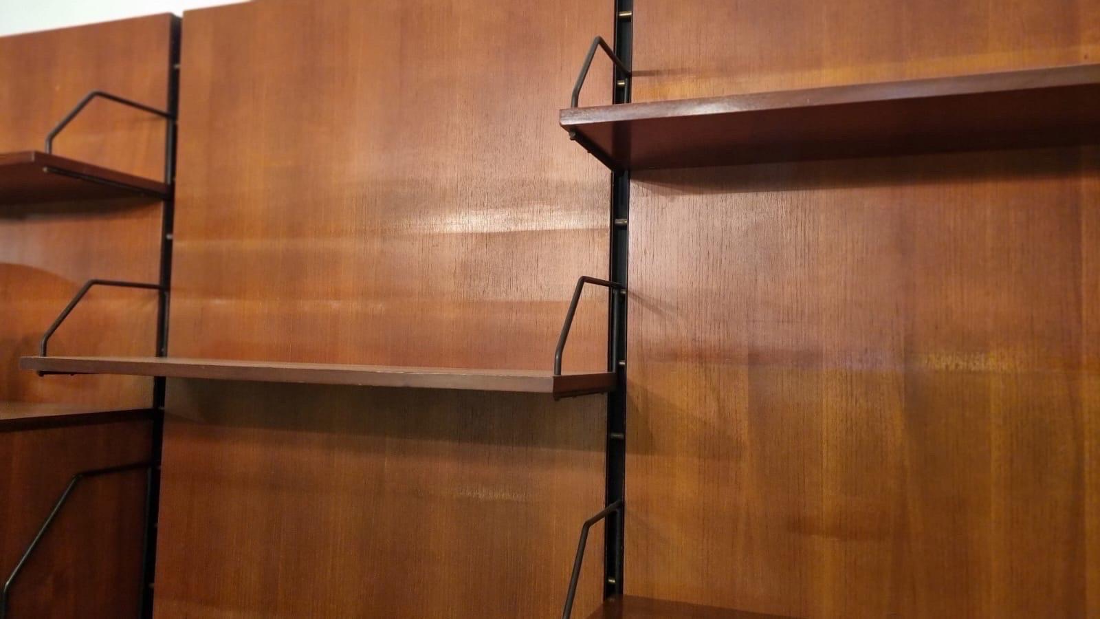 Modularer dänischer Vintage-Wandschrank   1960 (Italienisch) im Angebot