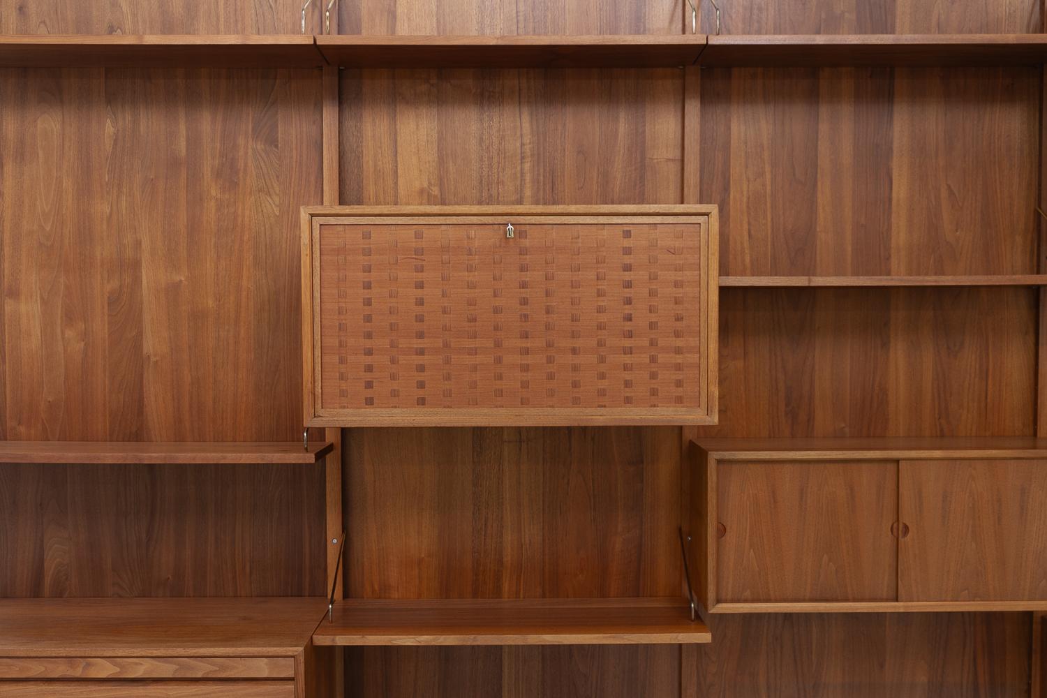 Vintage Danish Modular Walnut Wall Unit by Poul Cadovius for Cado, 1960s. 8