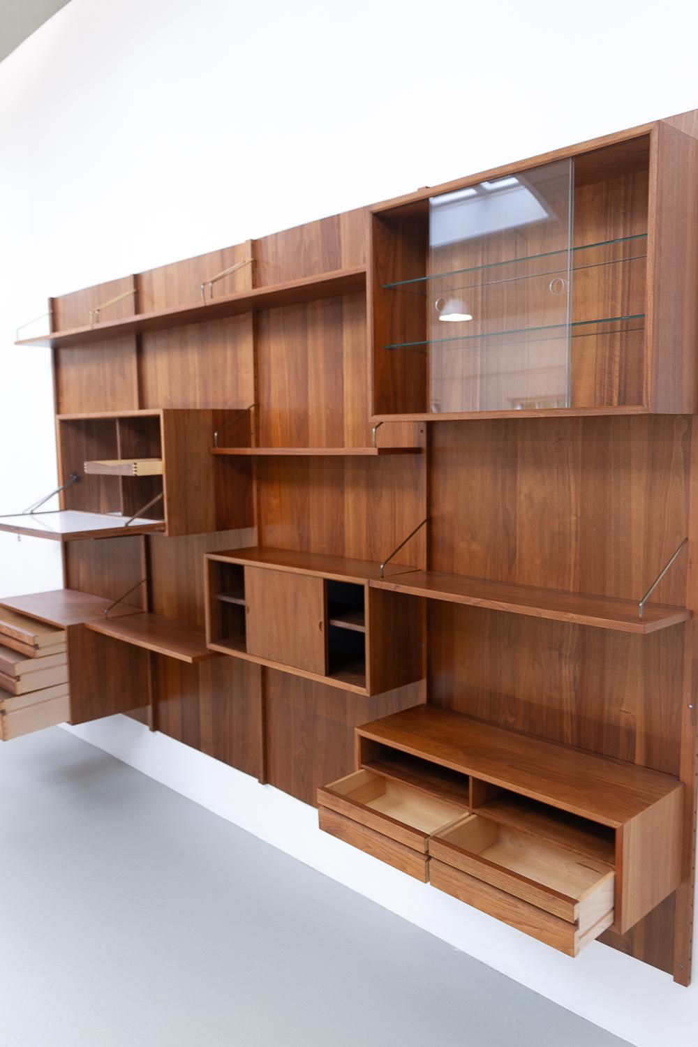 Vintage Danish Modular Walnut Wall Unit by Poul Cadovius for Cado, 1960s. 3