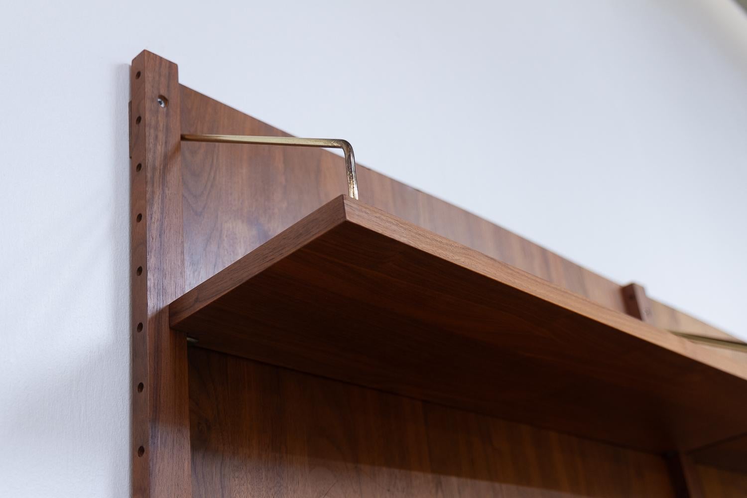 Vintage Danish Modular Walnut Wall Unit by Poul Cadovius for Cado, 1960s. 4