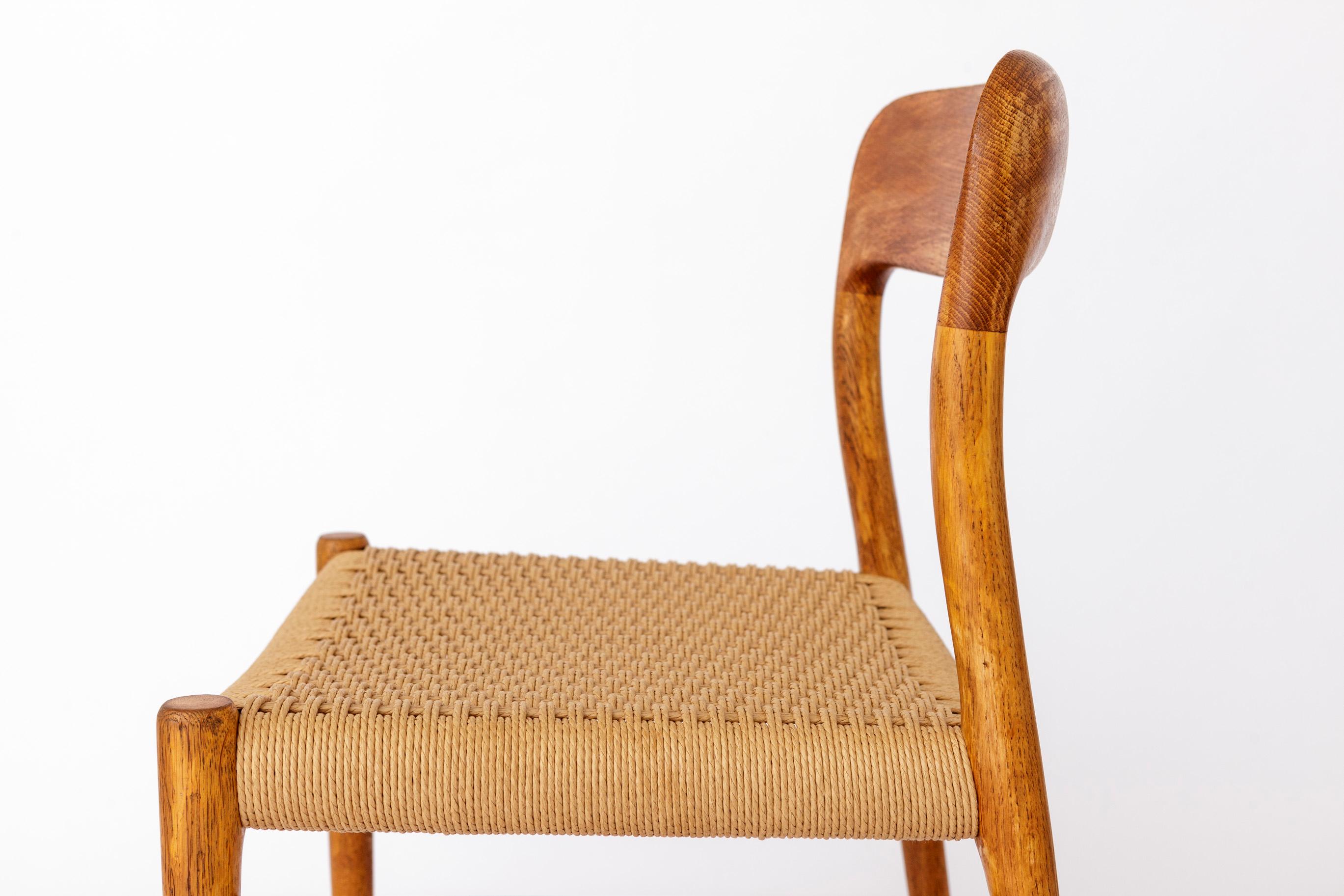 Chaise vintage danoise Niels Moller No. 75 - 1950s Oak, Mid-Century Modern Design Bon état à Hannover, DE