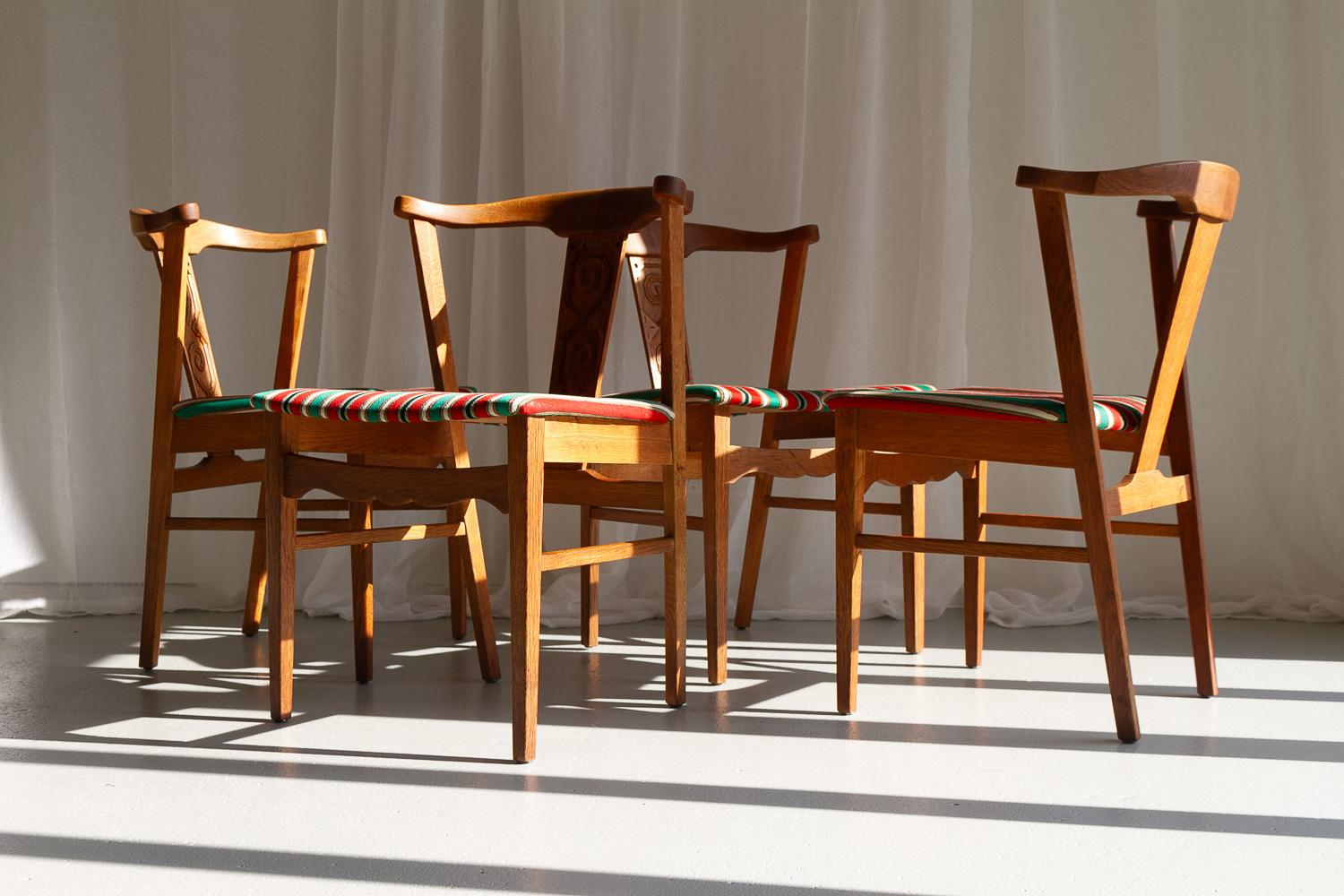 Chaises de salle à manger vintage en chêne danois par Kjærnulf, années 1960. Ensemble de 4. en vente 7