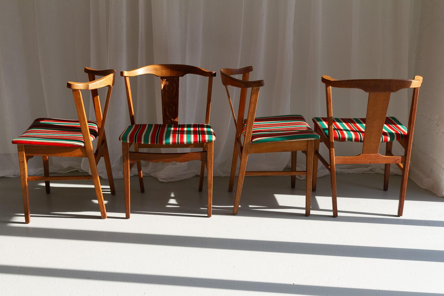 Vintage Danish Oak Dining Chairs von Kjærnulf, 1960er Jahre. Satz von 4. (Eichenholz) im Angebot