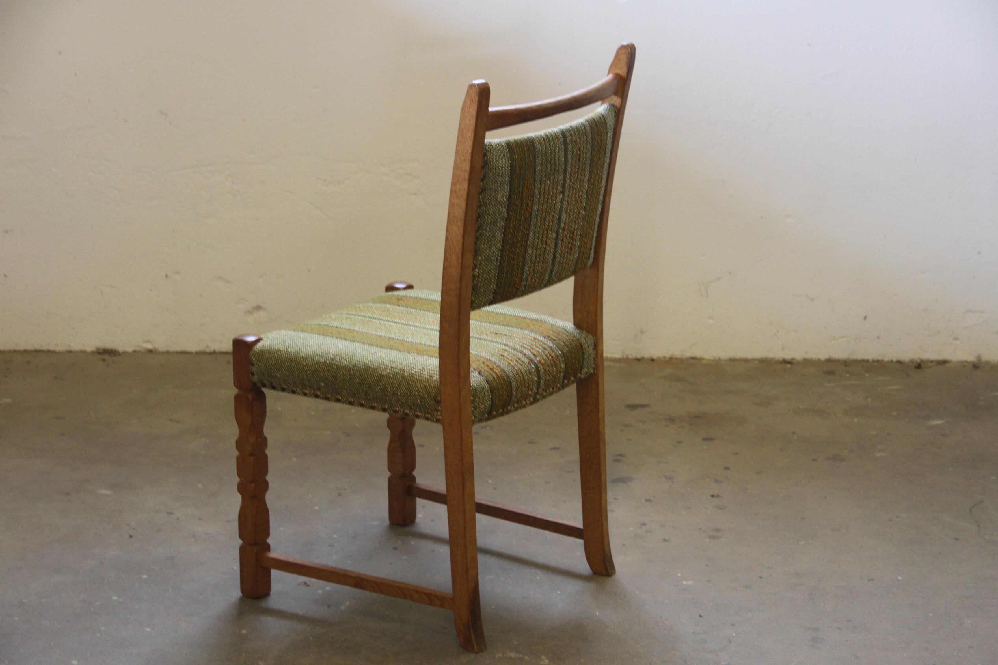 Sedie da pranzo danesi d'epoca in Oak, stile Henning Kjærnulf, anni '60, Set di 6 in vendita 9