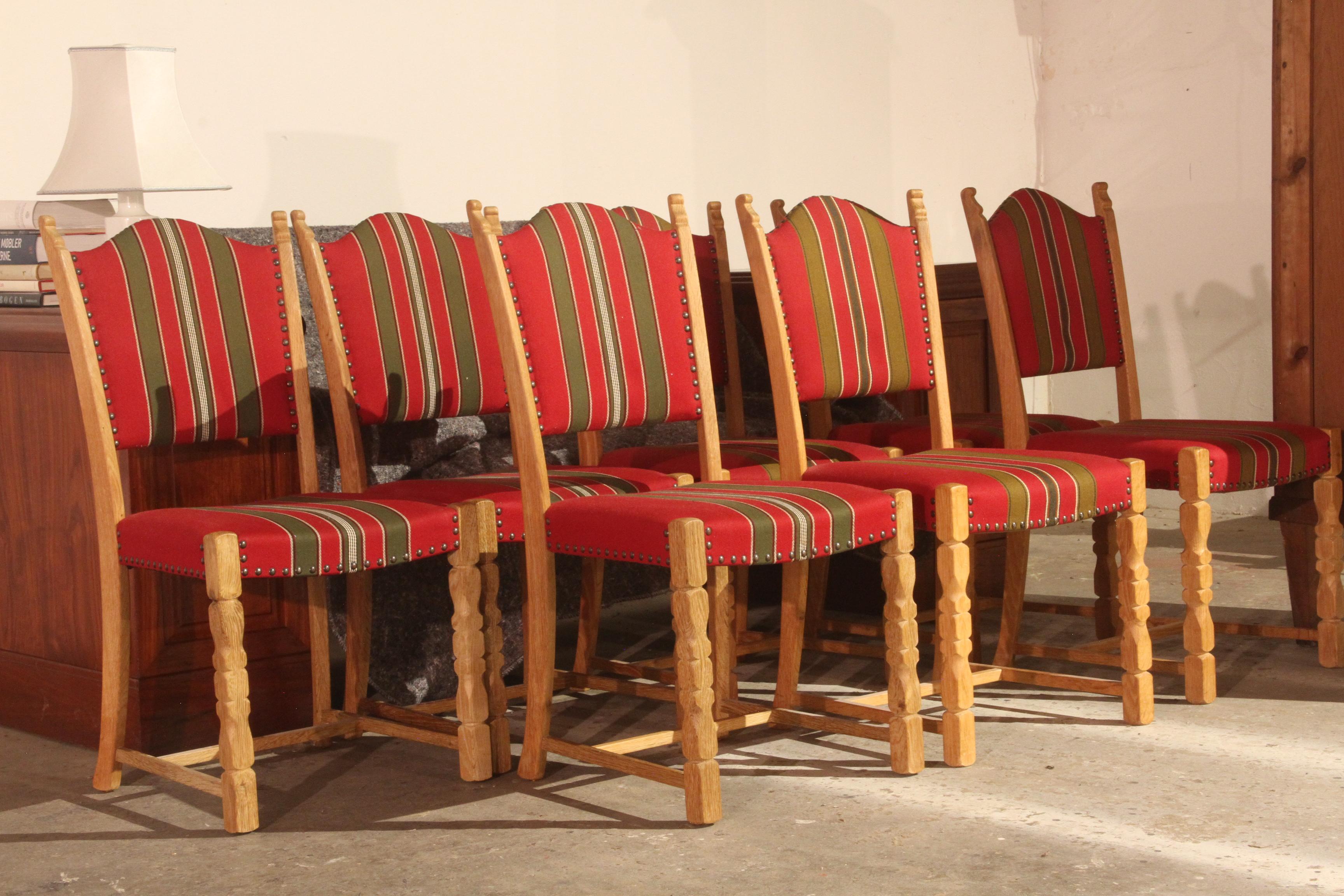 Vintage Danish Oak Dining Chairs x 9 in style of Henning Kjærnulf For Sale 6