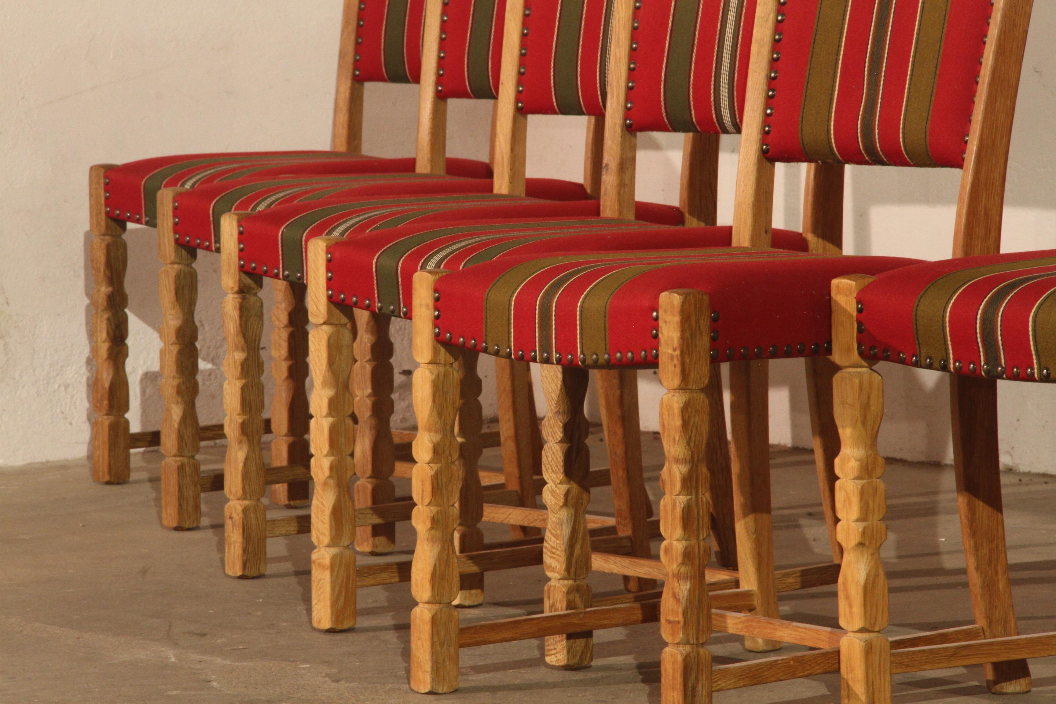 Vintage Danish Oak Dining Chairs x 9 in style of Henning Kjærnulf For Sale 2