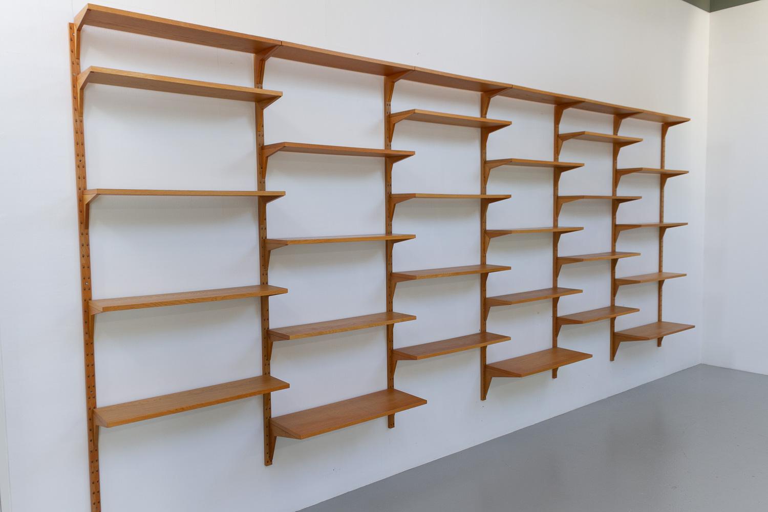 Mueble Modular de Roble Danés Vintage de Poul Cadovius para Cado, años 60. Moderno de mediados de siglo en venta