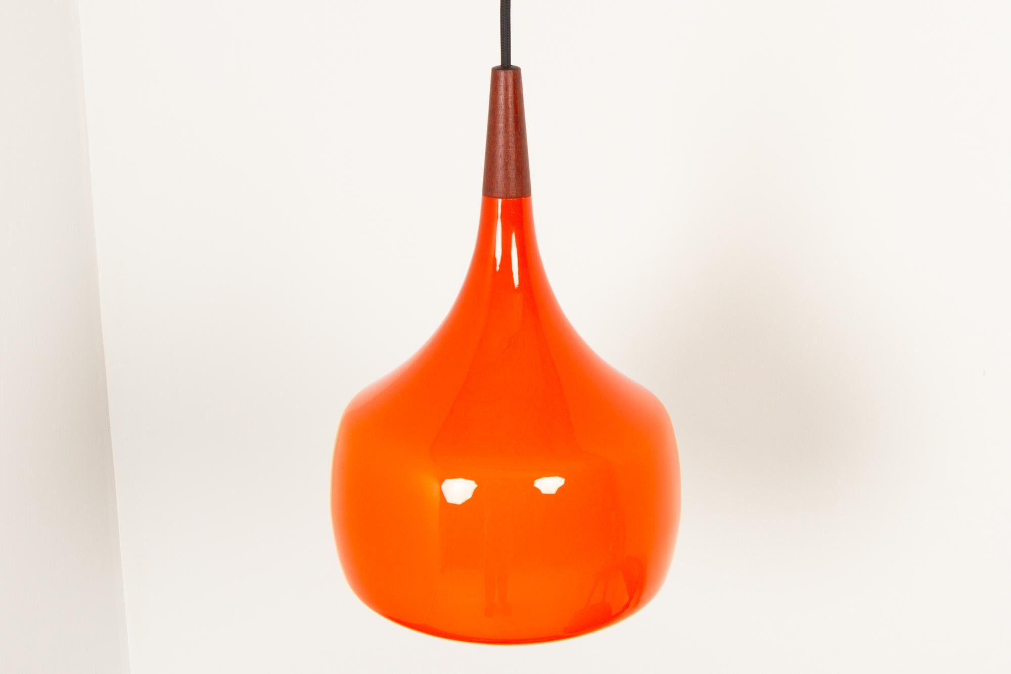 orange glass pendant light