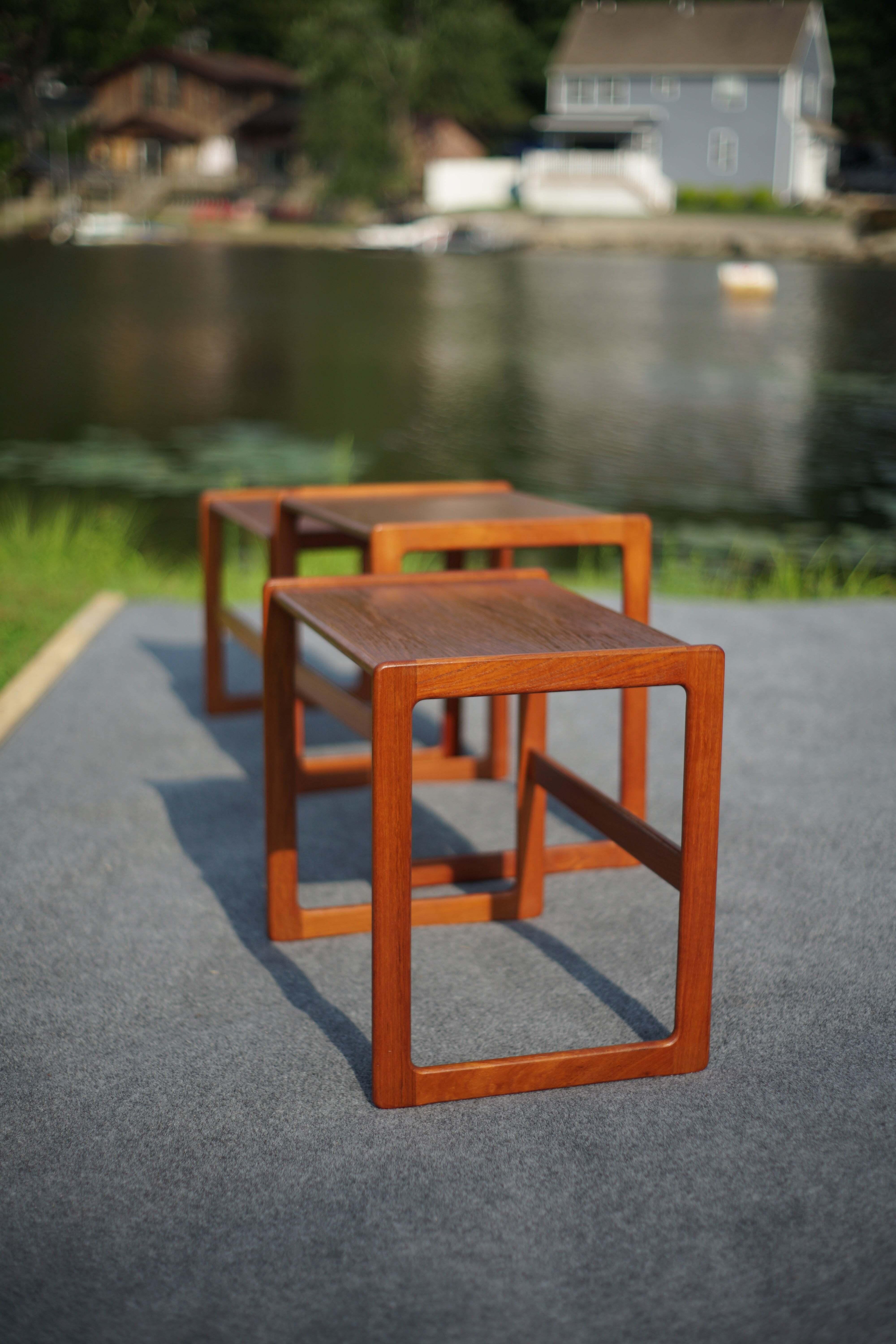 Vintage Danish Pair of Trio Teak Nesting Tables Arne Hovmand-Olsen Mogens Kold For Sale 12