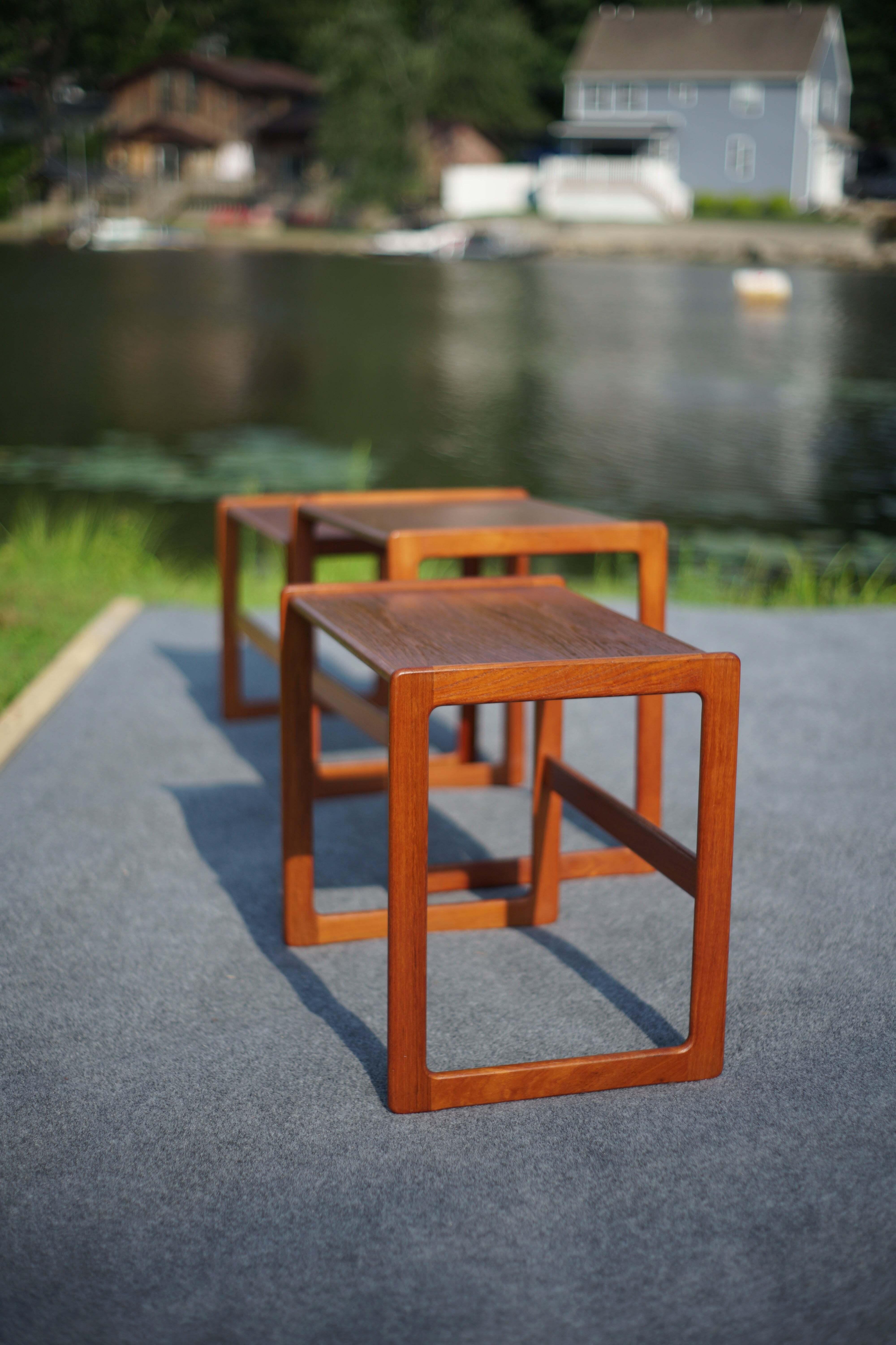 Vintage Danish Pair of Trio Teak Nesting Tables Arne Hovmand-Olsen Mogens Kold For Sale 3