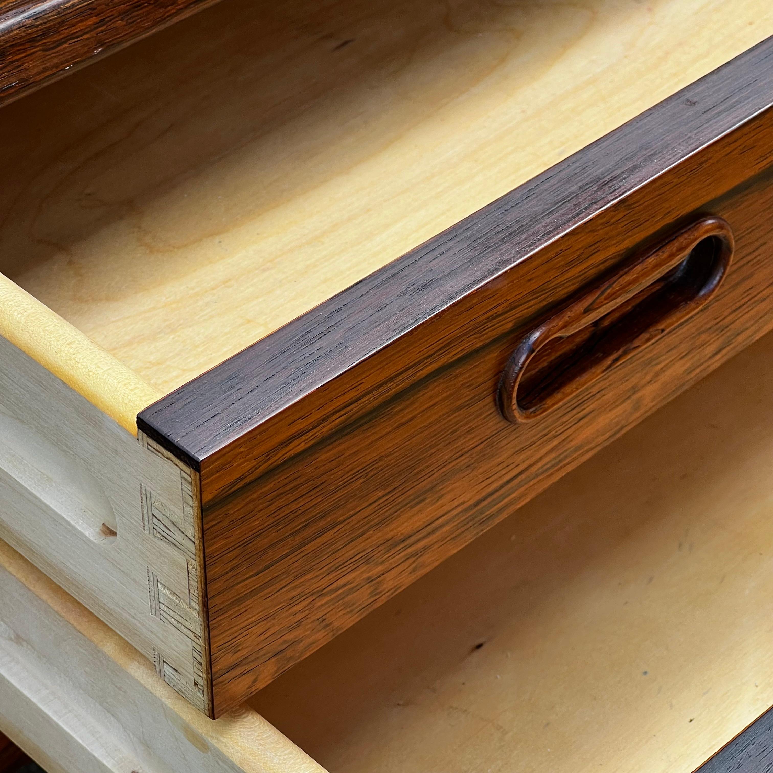 Vintage danish sideboard designed by Severin Hansen in the 60s For Sale 9