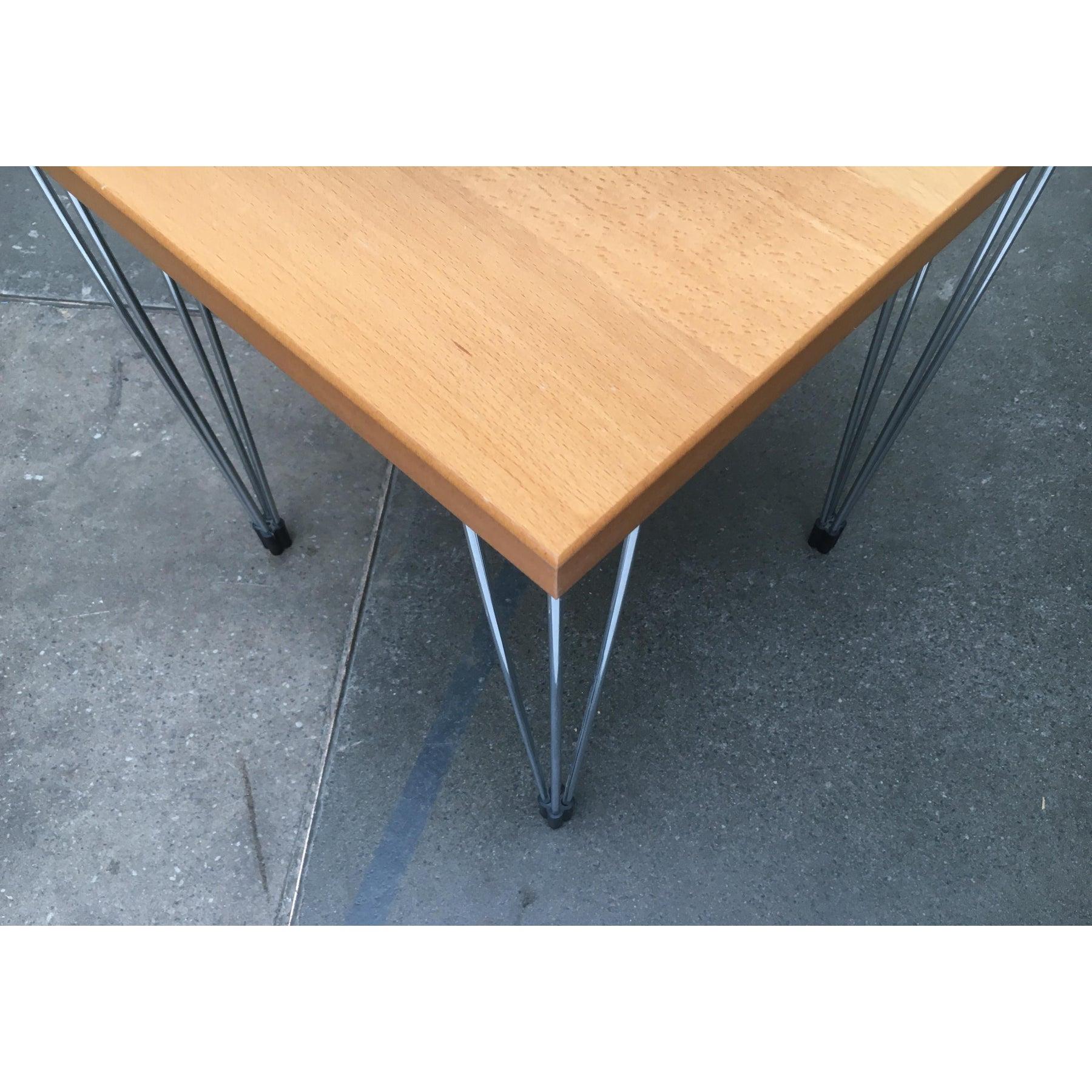 Table d'appoint danoise Vintage Pin Leg de Pin Age, 1980 en vente 3