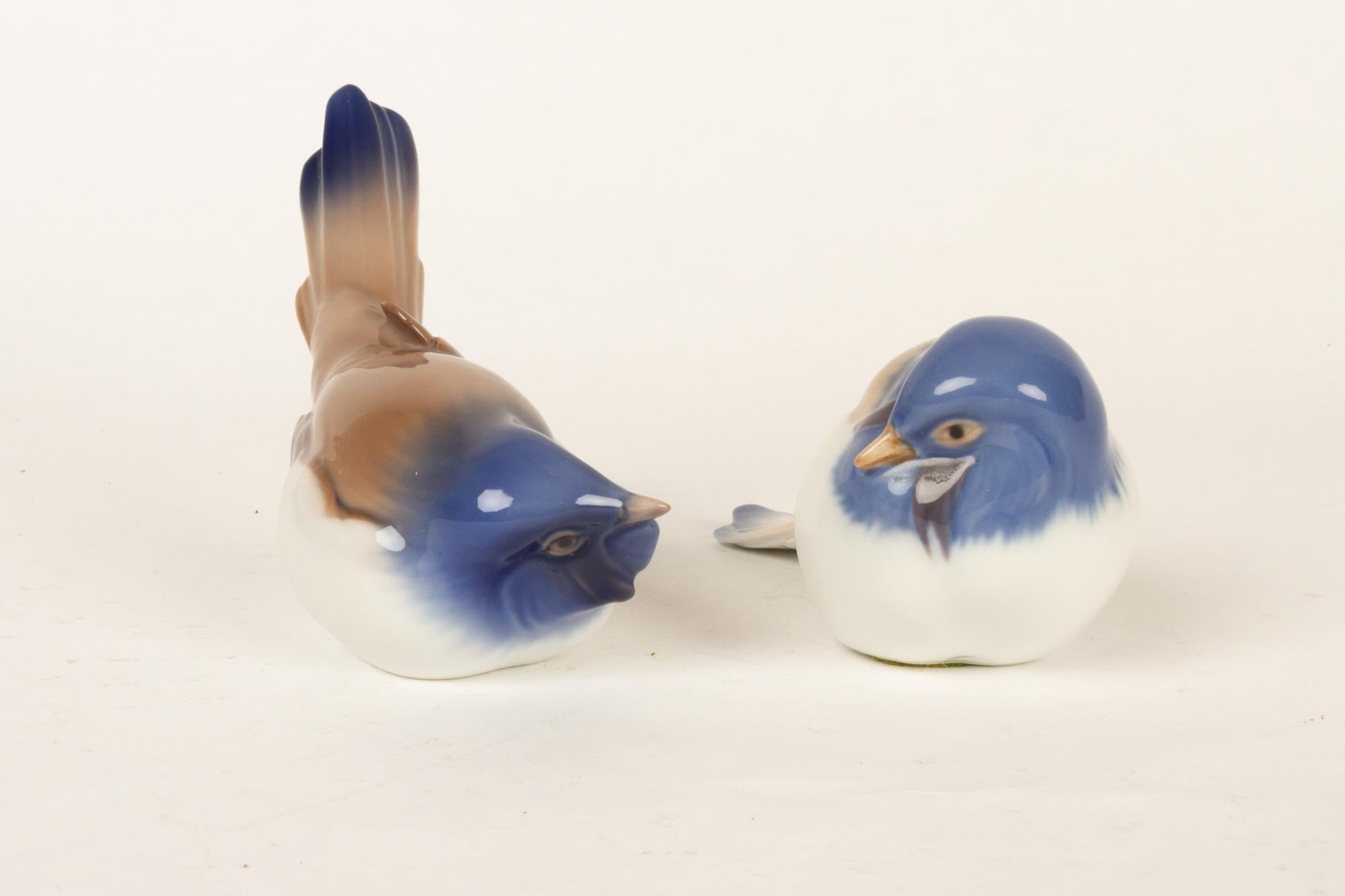 Milieu du XXe siècle Figurines d'oiseaux danoises vintage en porcelaine de Dahl Jensen pour B&G, années 1960 en vente
