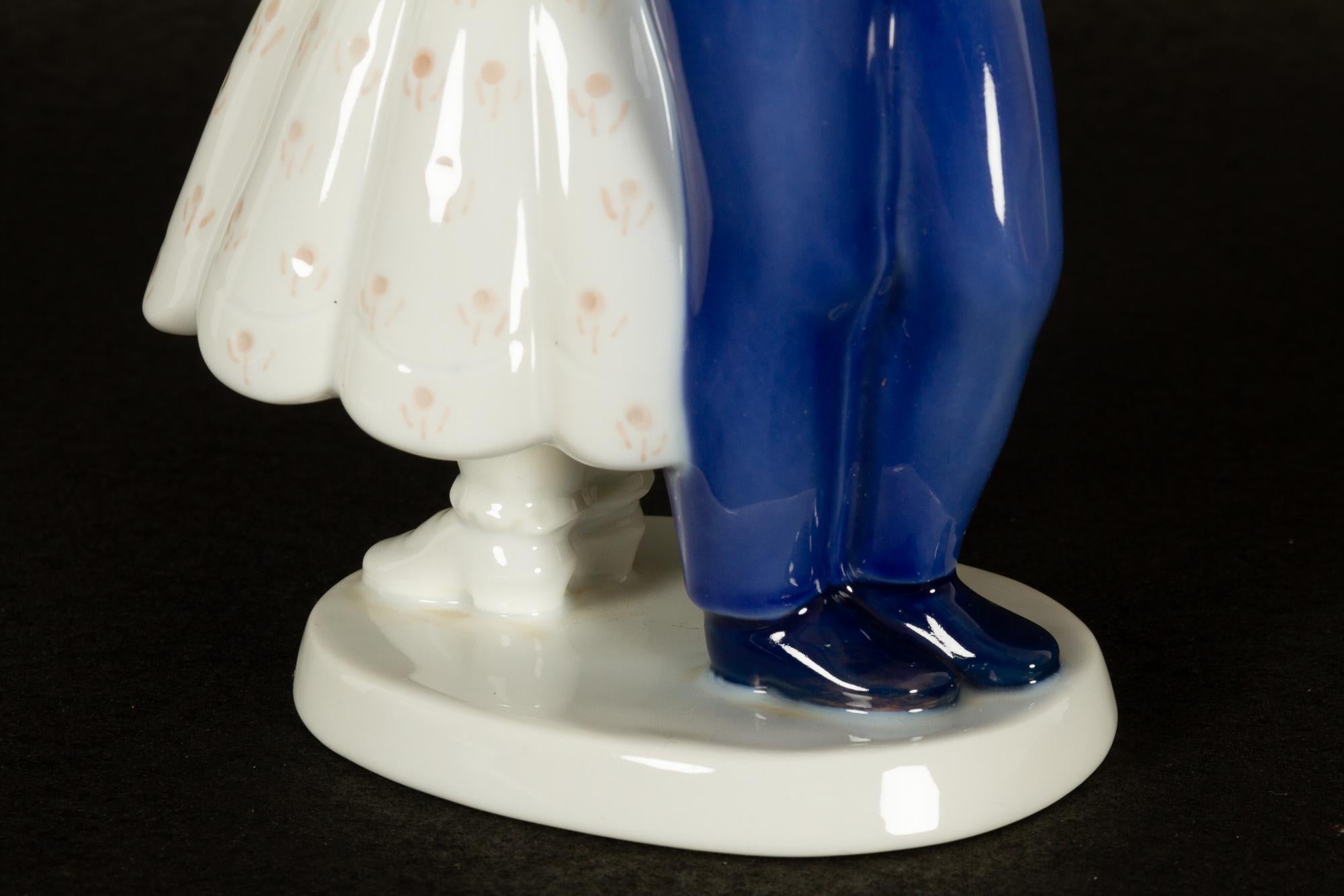 Vintage Danish Porcelain Figurine by Claire Weiss for Bing & Grøndahl, 1970s For Sale 2