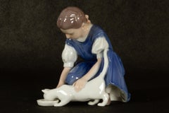 Vintage Dänische Porzellanfigur "Mädchen mit Katze" von Bing & Grøndahl