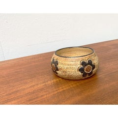 Vintage Danish Pottery Bowl by Jette Hellerøe