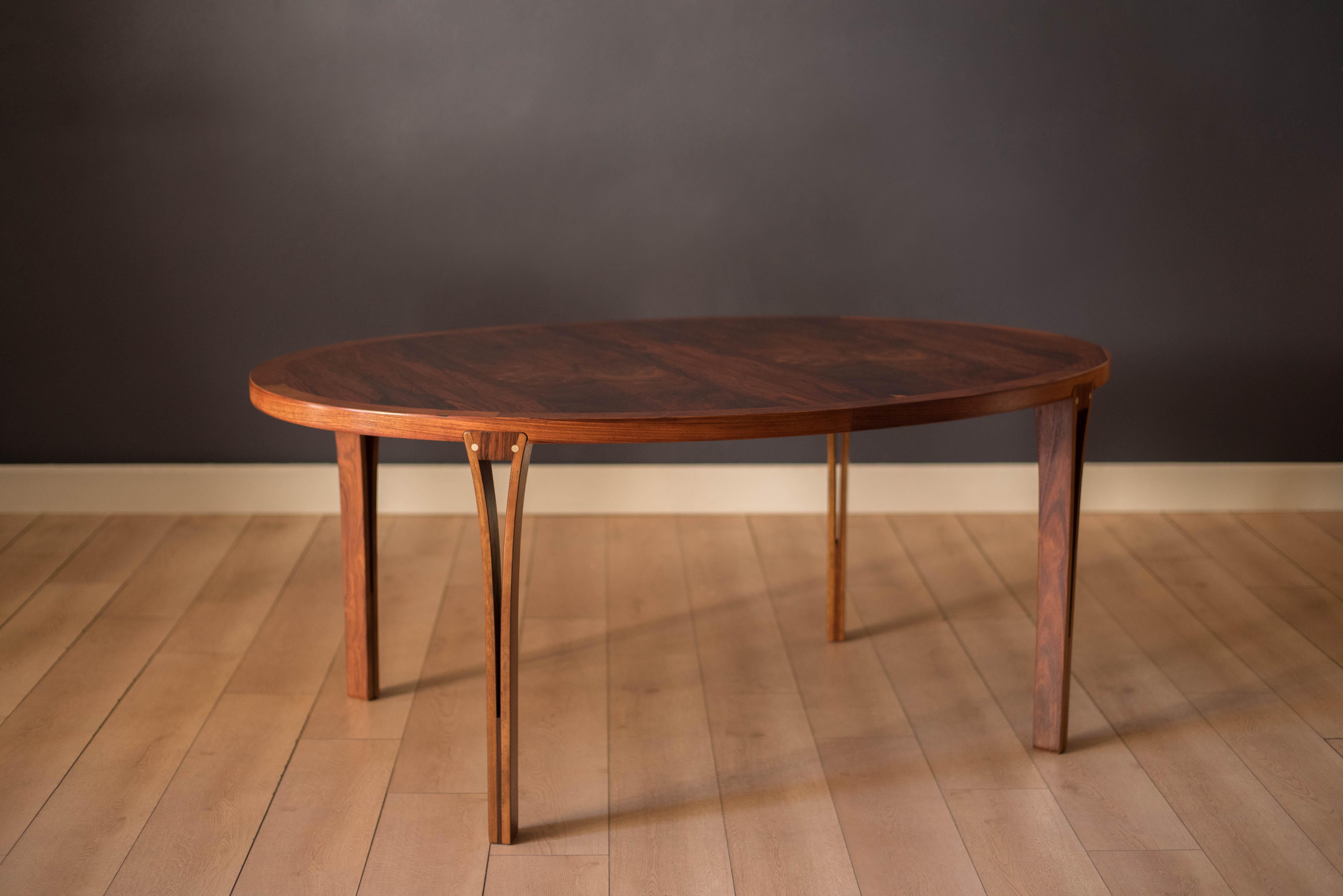 Vintage Danish Rosewood and Brass Oval Extension Dining Table In Good Condition In San Jose, CA