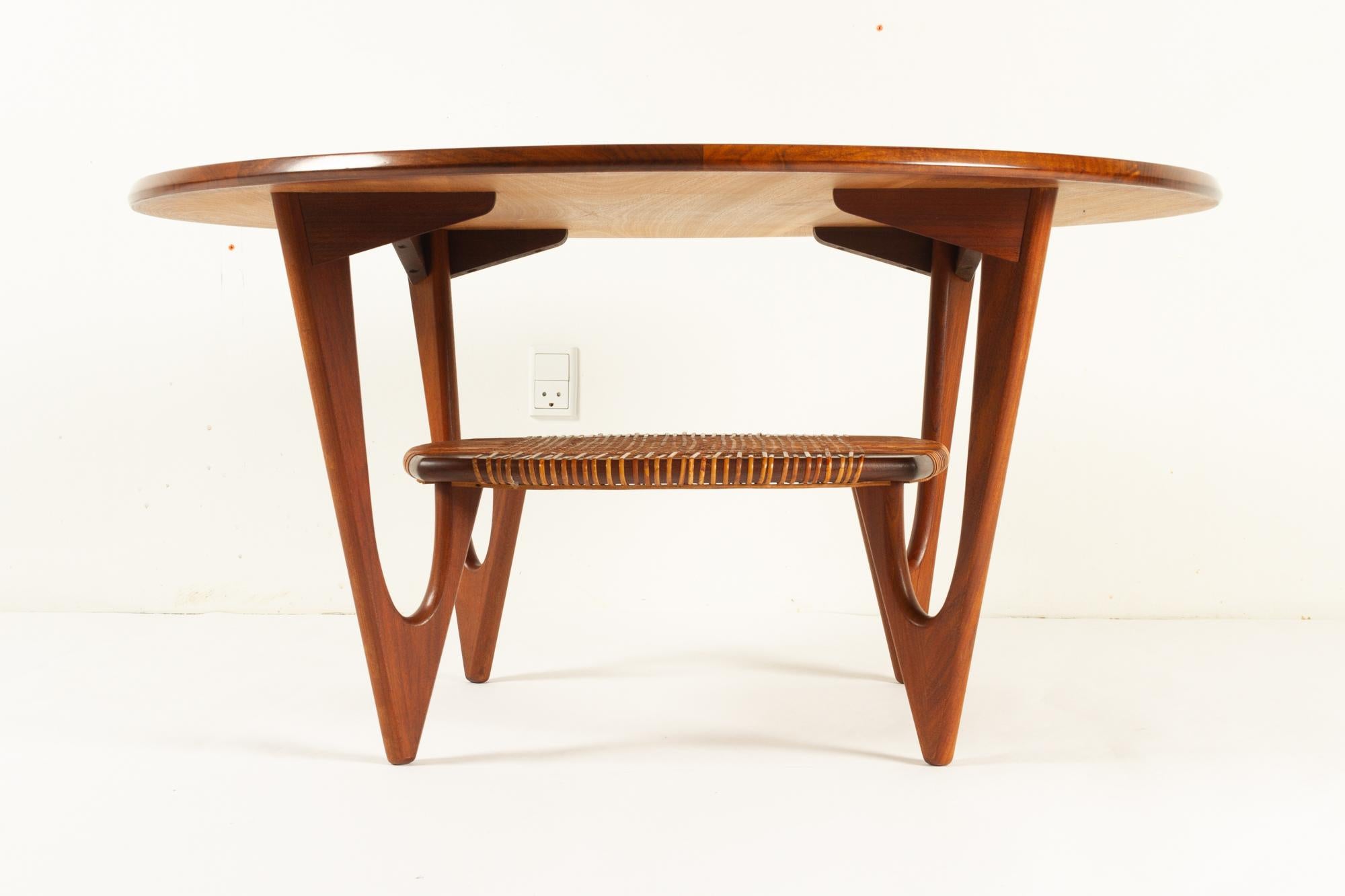 Mid-Century Modern Vintage Danish Rosewood Coffee Table by Kurt Østervig for Jason Møbler, 1950s For Sale
