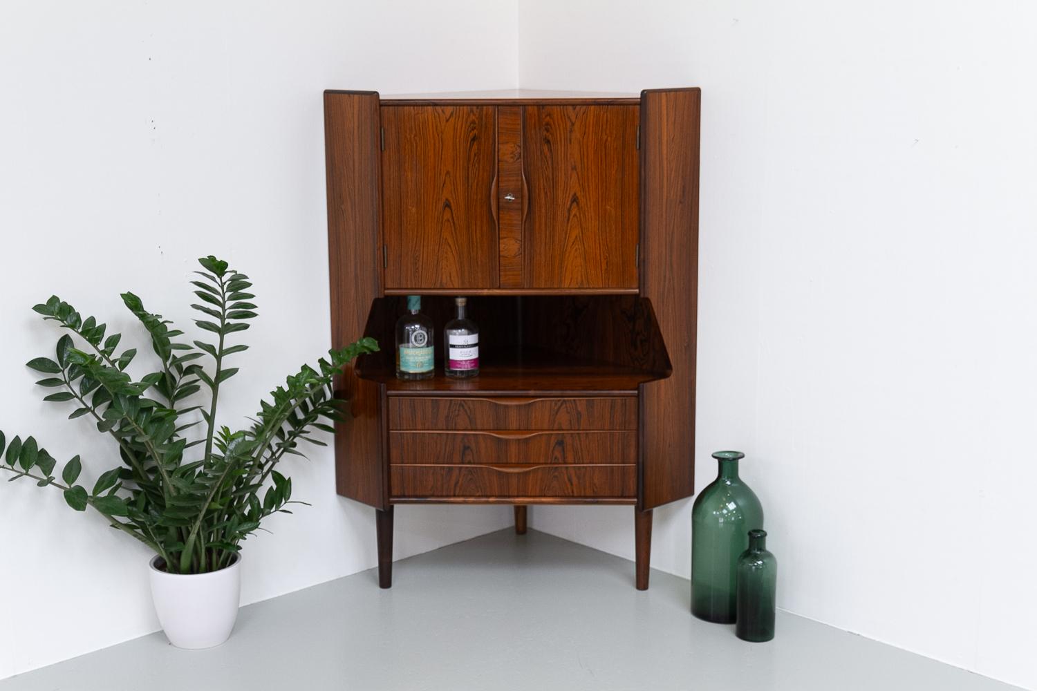 Vintage Danish Rosewood Corner Cabinet with Dry Bar, 1960s. 10