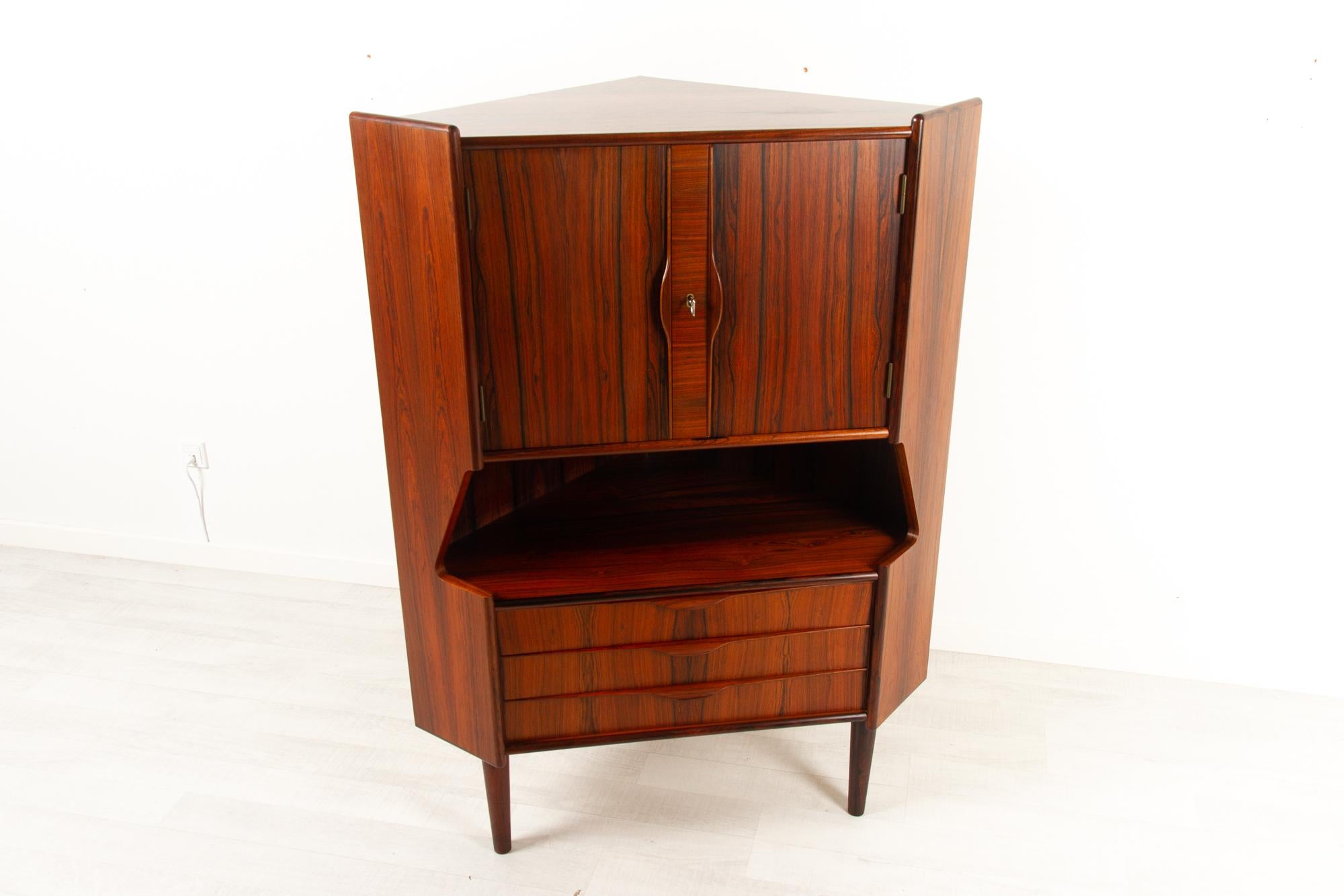 Vintage Danish Rosewood Corner Cabinet with Dry Bar, 1960s 1